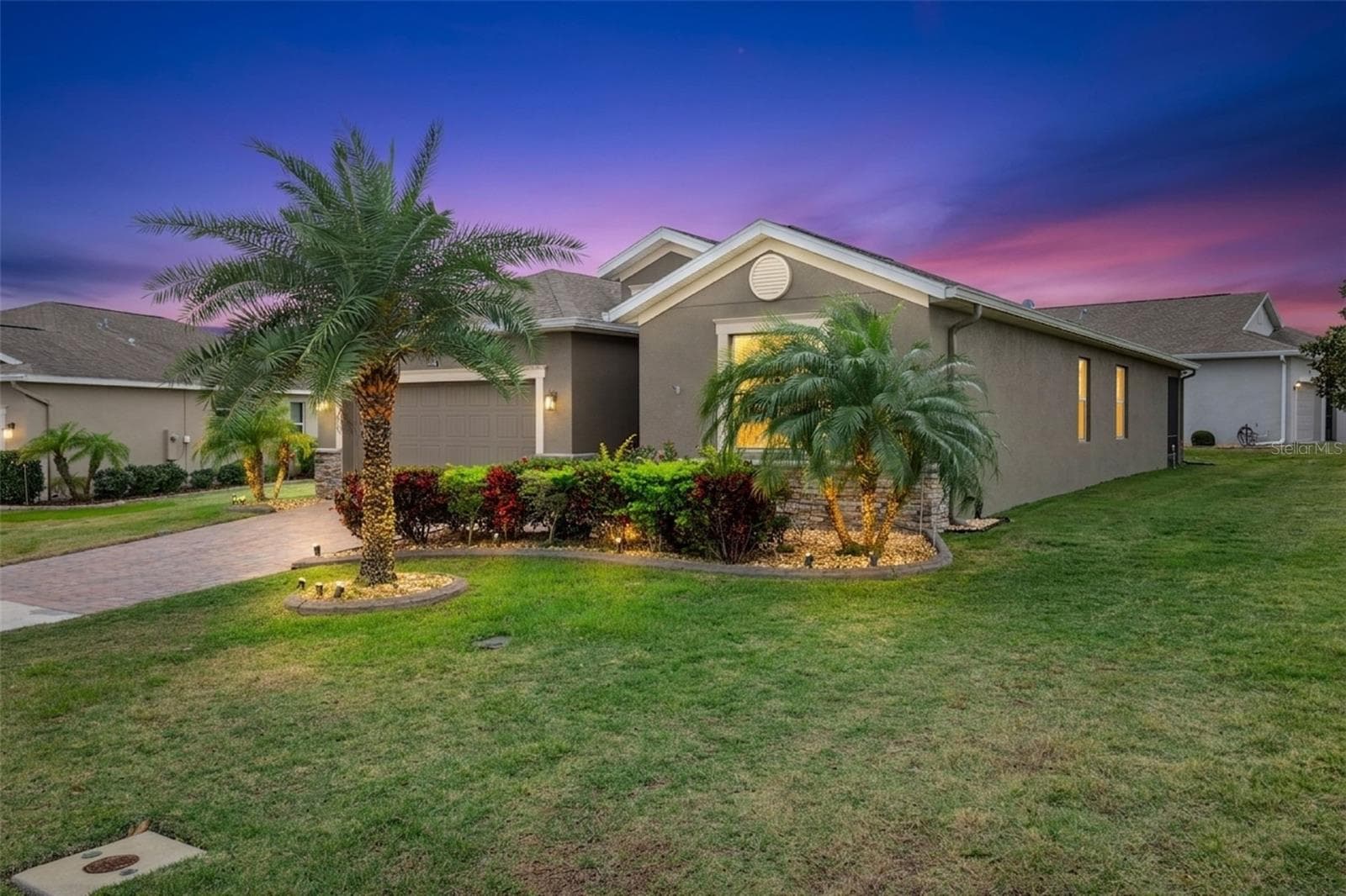 3464 EMBERS LN