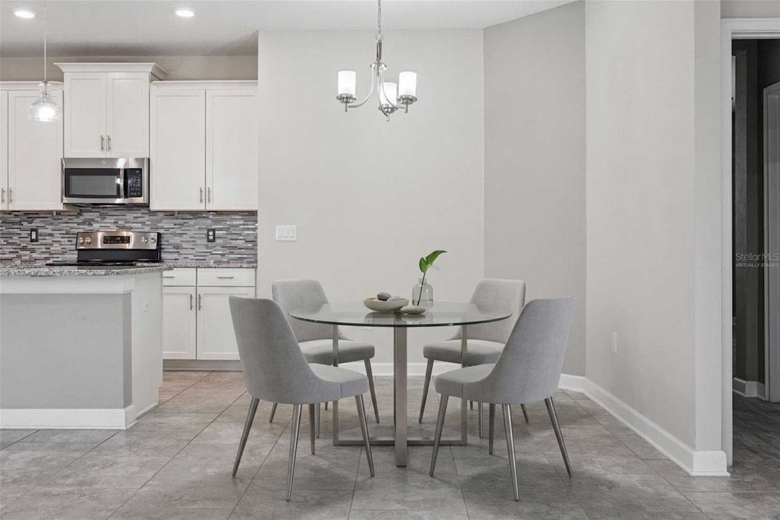 Virtually staged breakfast nook - 3464 EMBERS LN, CLERMONT