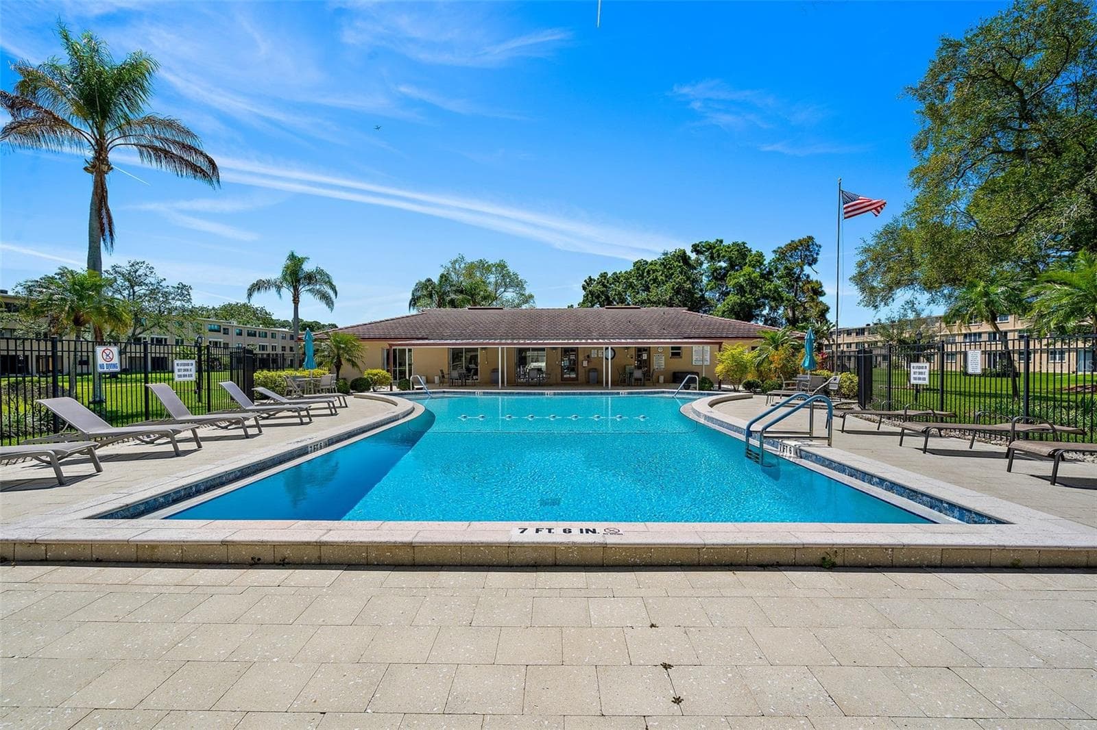 Condominium at 5095 BAY ST NE #110, ST PETERSBURG, photo 26 of 34
