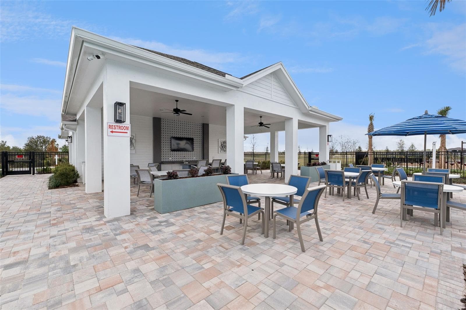 Single Family Residence at 5352 CLOUDBERRY AVE, LAKELAND, photo 42 of 50