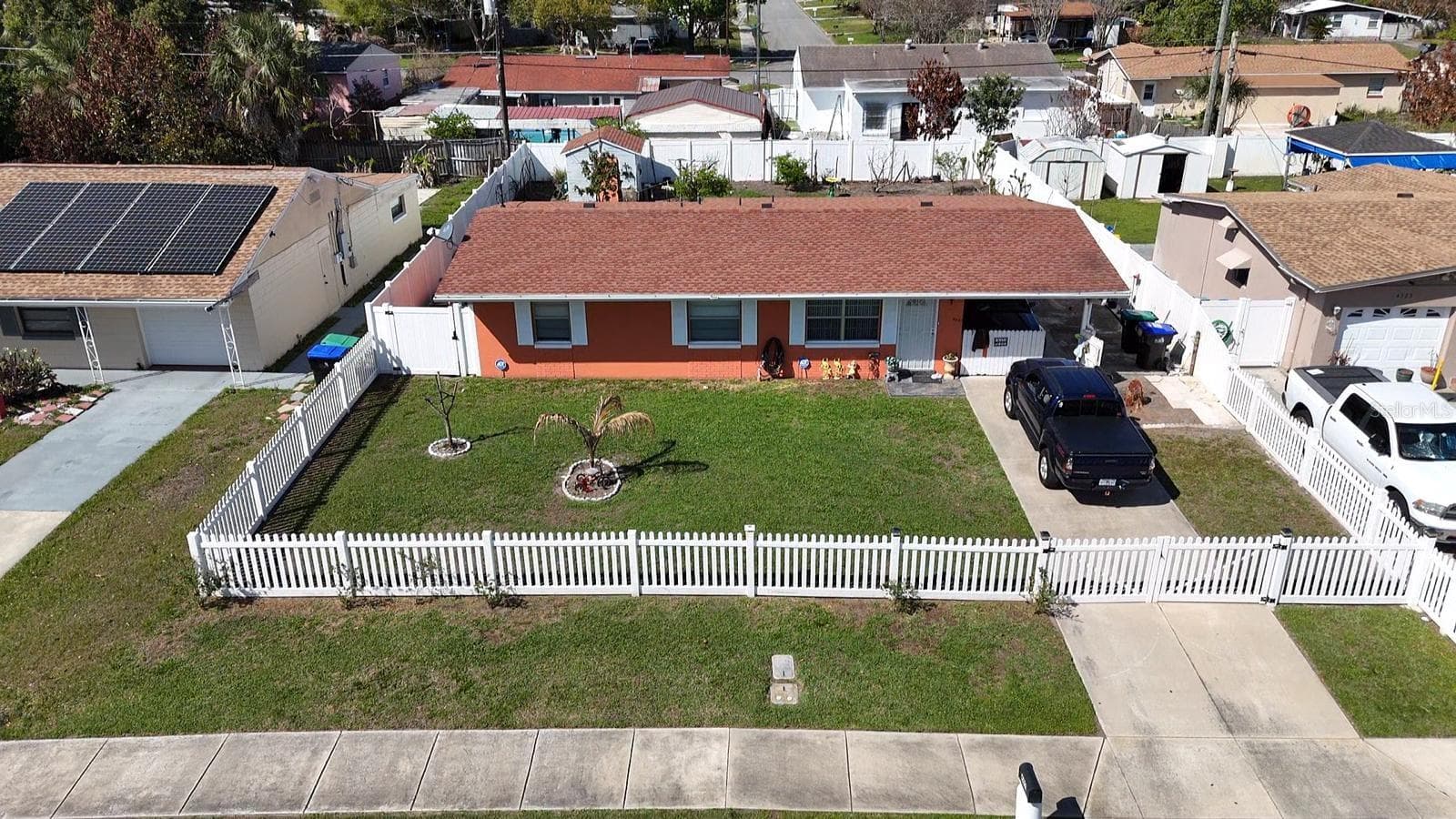 4401 EDGEBROOK