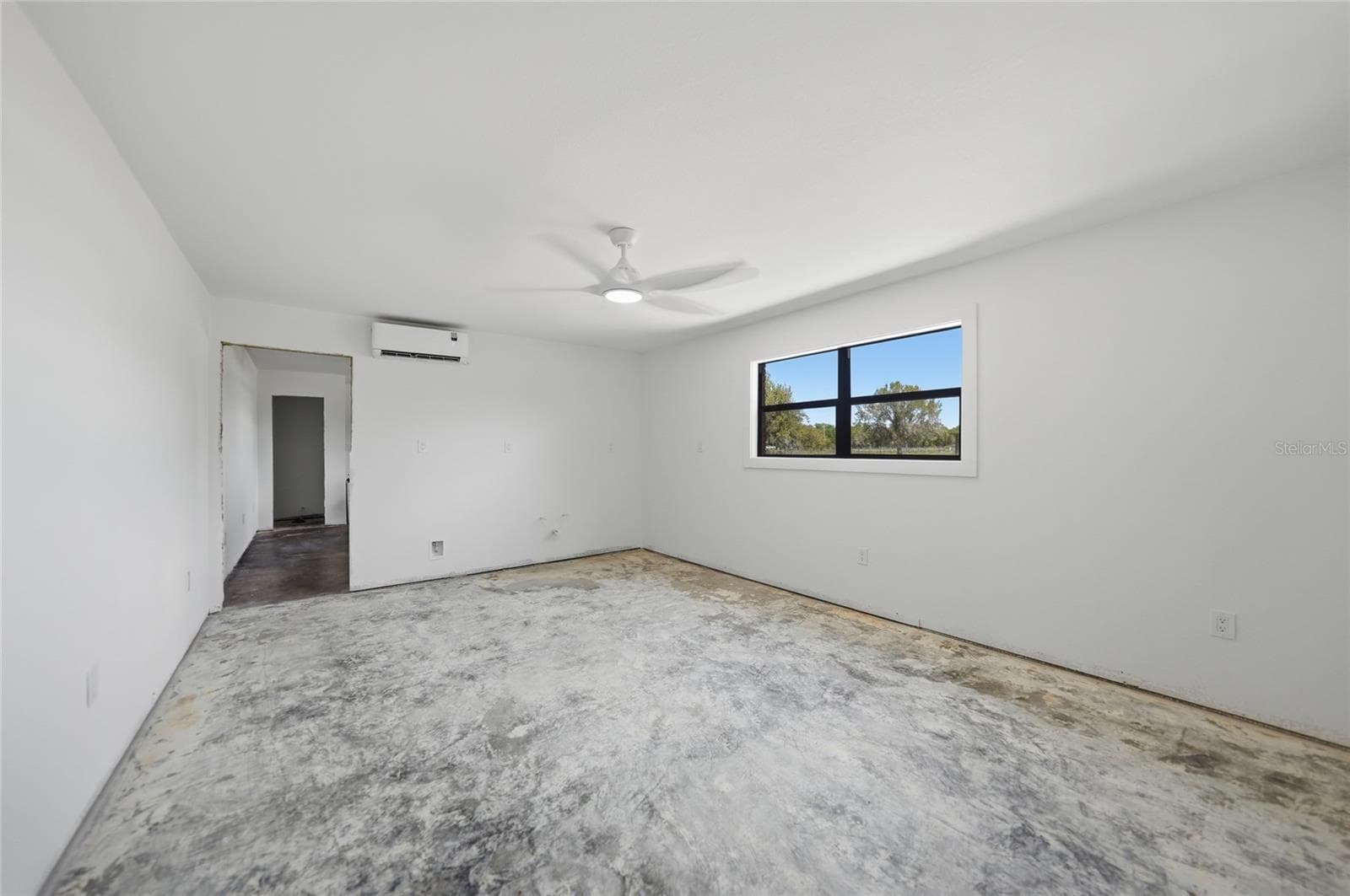 Living space in garage - 3049 SW COUNTY ROAD 769, ARCADIA