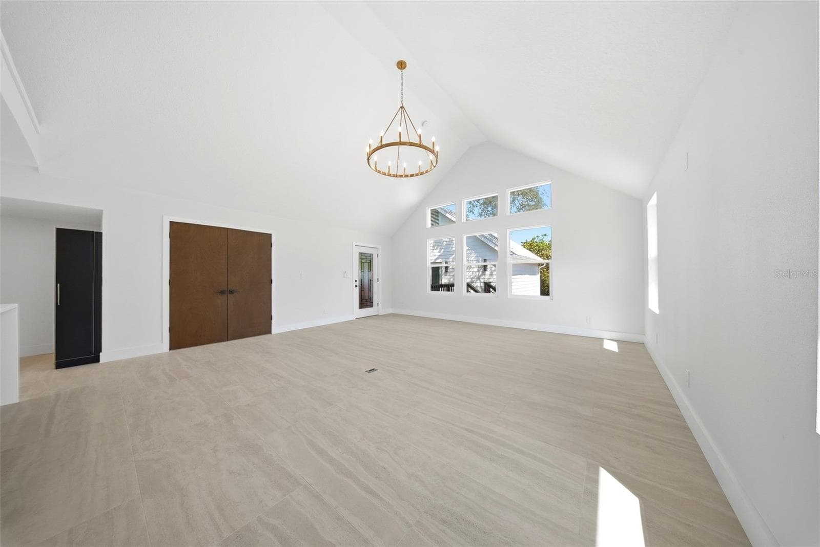 Main Living Space - 1109 CHARLES ST, CLEARWATER