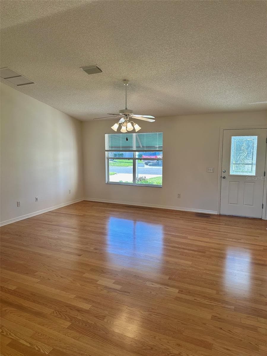 Single Family Residence at 9230 SE 179TH WESLEY ST, THE VILLAGES, photo 2 of 25