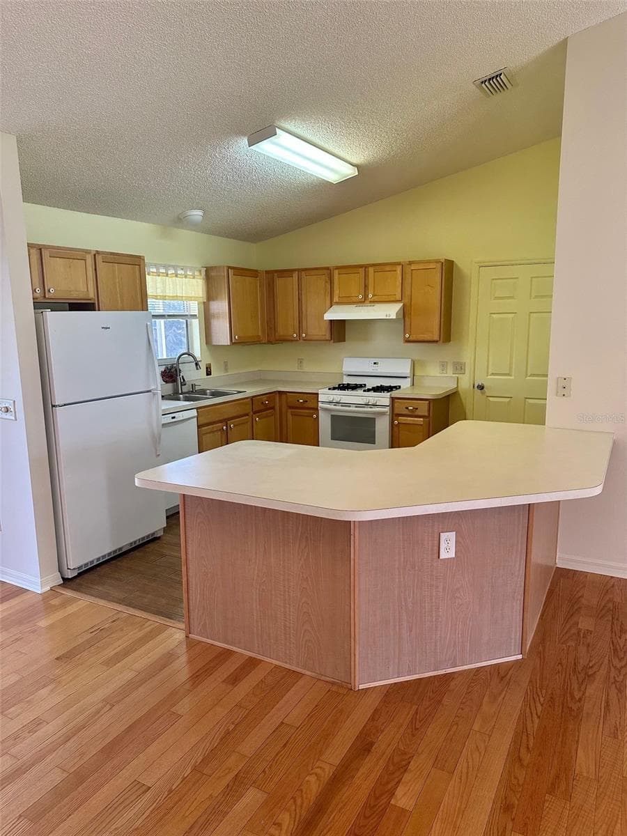 Single Family Residence at 9230 SE 179TH WESLEY ST, THE VILLAGES, photo 6 of 25