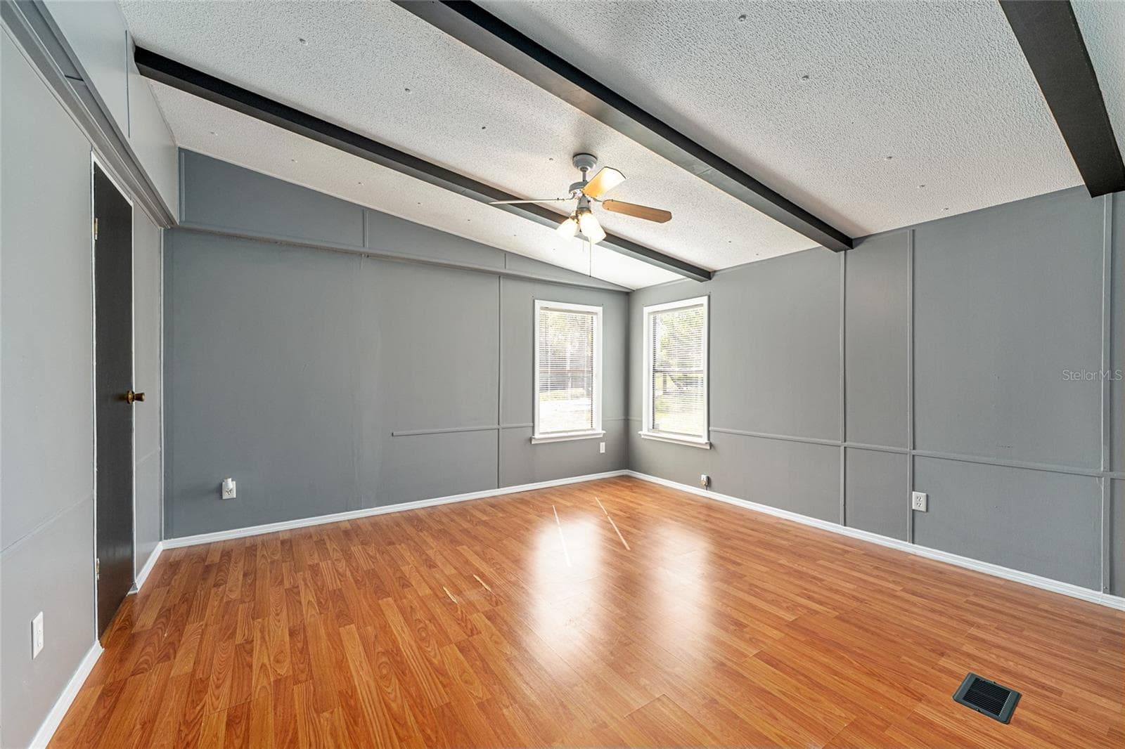 Manufactured Home at 5600 SE 39TH ST, TRENTON, photo 28 of 101