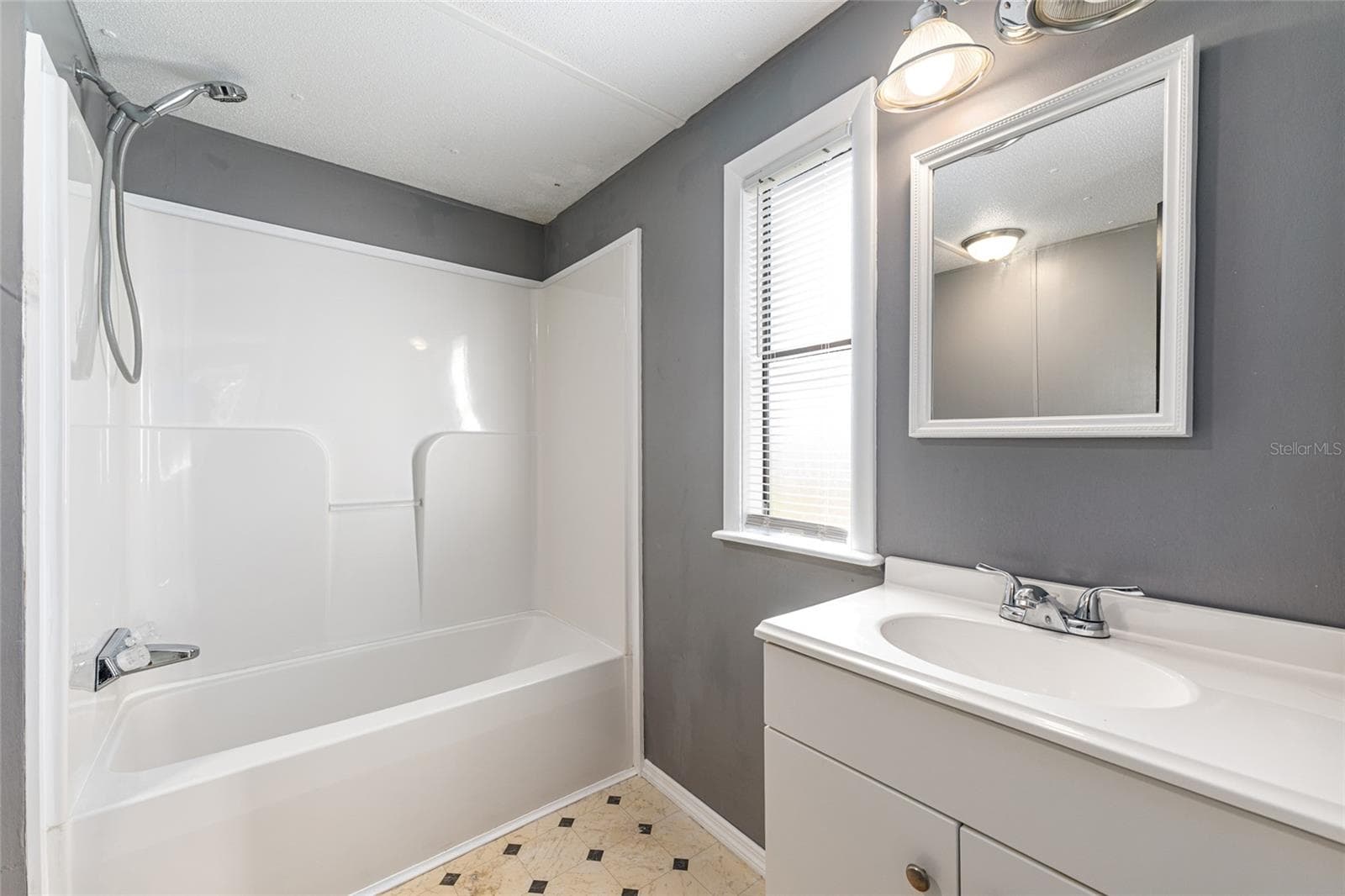 Manufactured Home at 5600 SE 39TH ST, TRENTON, photo 38 of 101