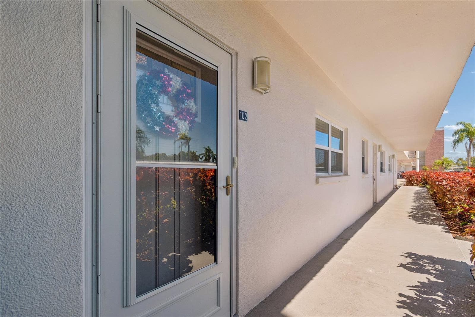 Condominium at 5501 80TH ST N #102, ST PETERSBURG, photo 4 of 76