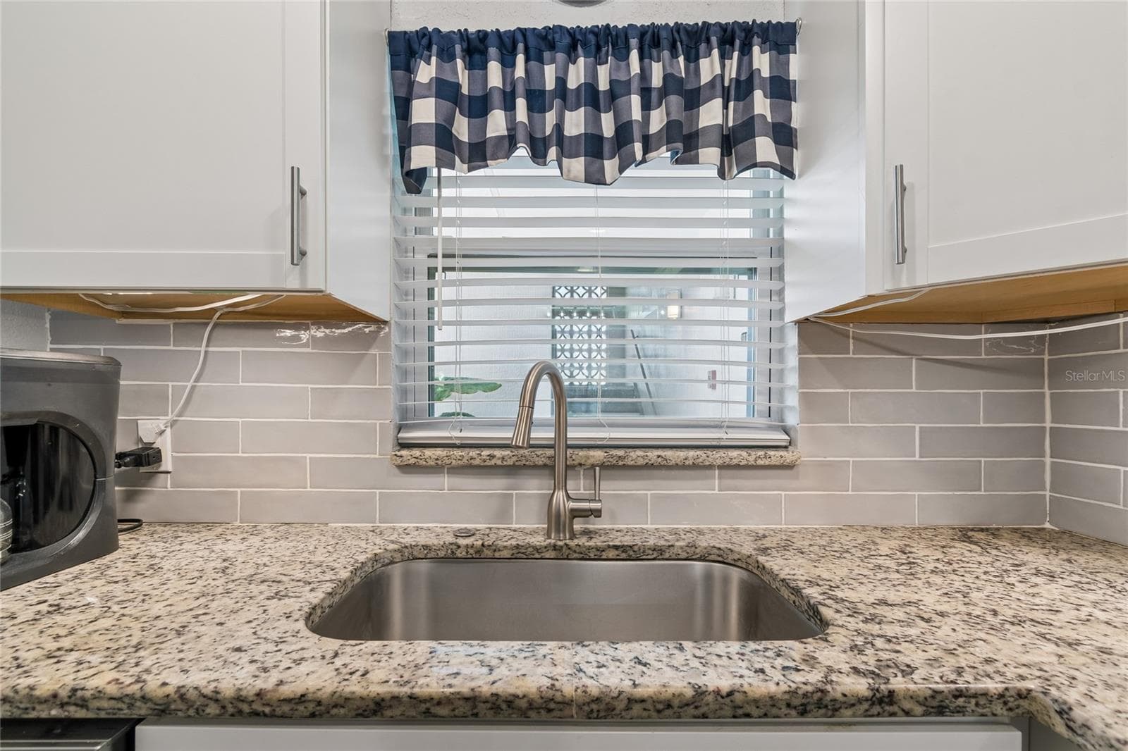 Condominium at 5501 80TH ST N #102, ST PETERSBURG, photo 10 of 76