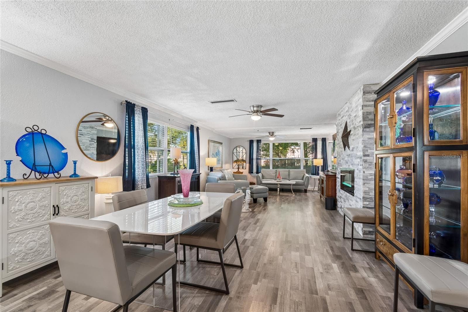 Condominium at 5501 80TH ST N #102, ST PETERSBURG, photo 11 of 76
