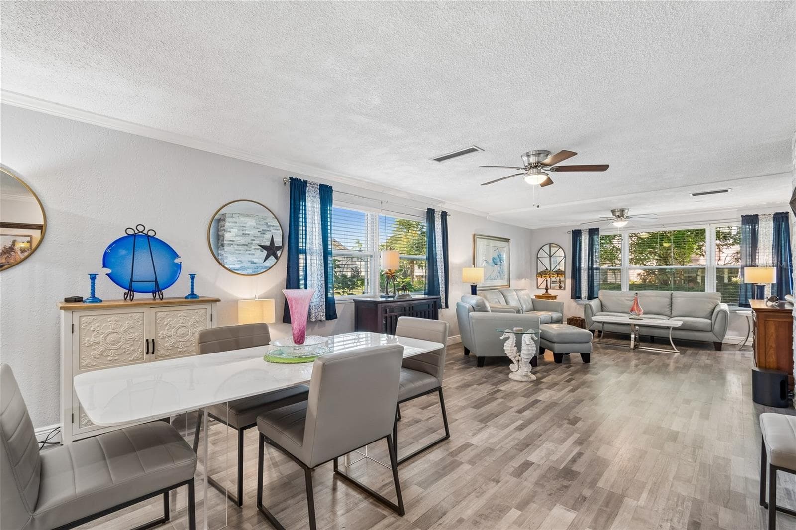 Condominium at 5501 80TH ST N #102, ST PETERSBURG, photo 13 of 76