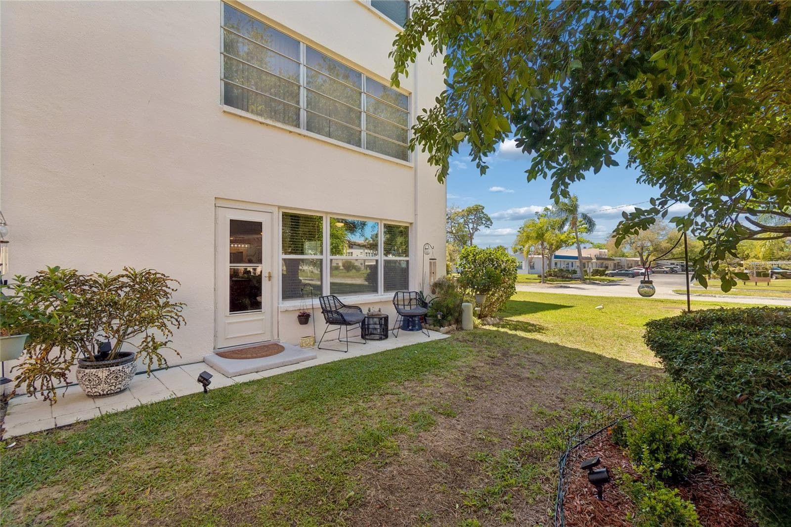 Patio. - 5501 80TH ST N #102, ST PETERSBURG