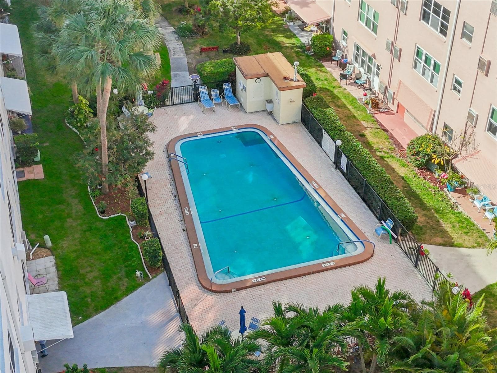 Condominium at 5501 80TH ST N #102, ST PETERSBURG, photo 52 of 76