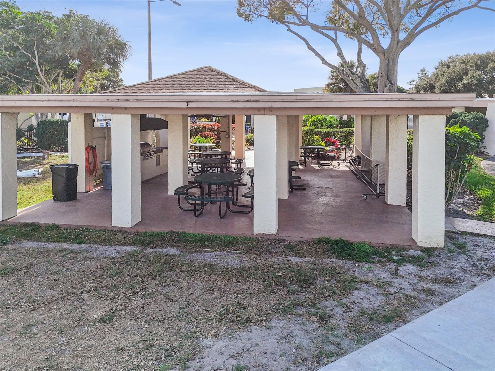 Condominium at 5501 80TH ST N #102, ST PETERSBURG, photo 69 of 76