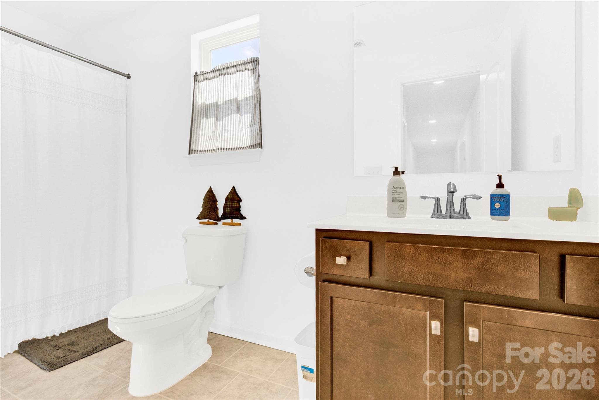 Bathroom - 3153 Pinehills Way, Mount Holly