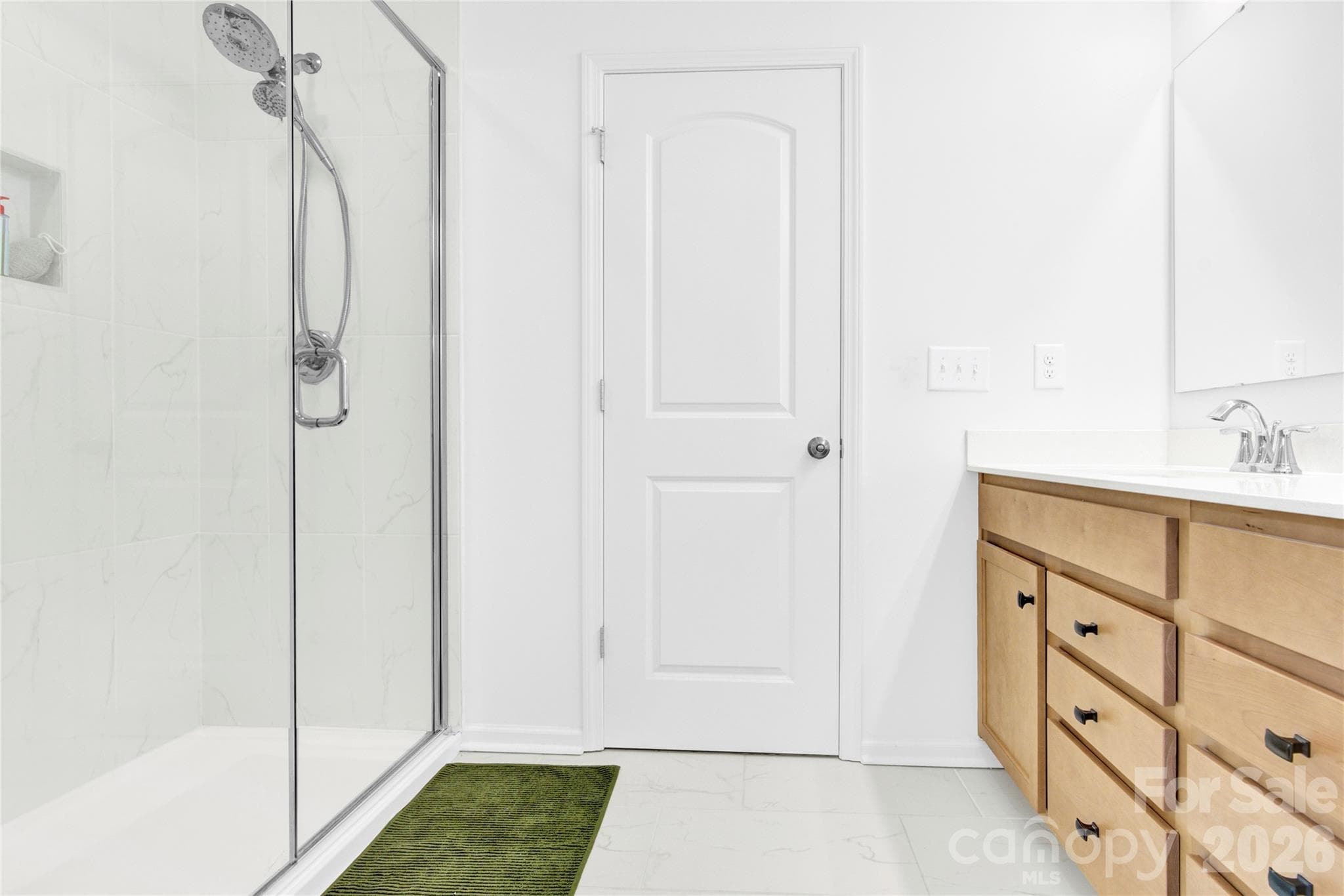 Primary Bath - 3153 Pinehills Way, Mount Holly
