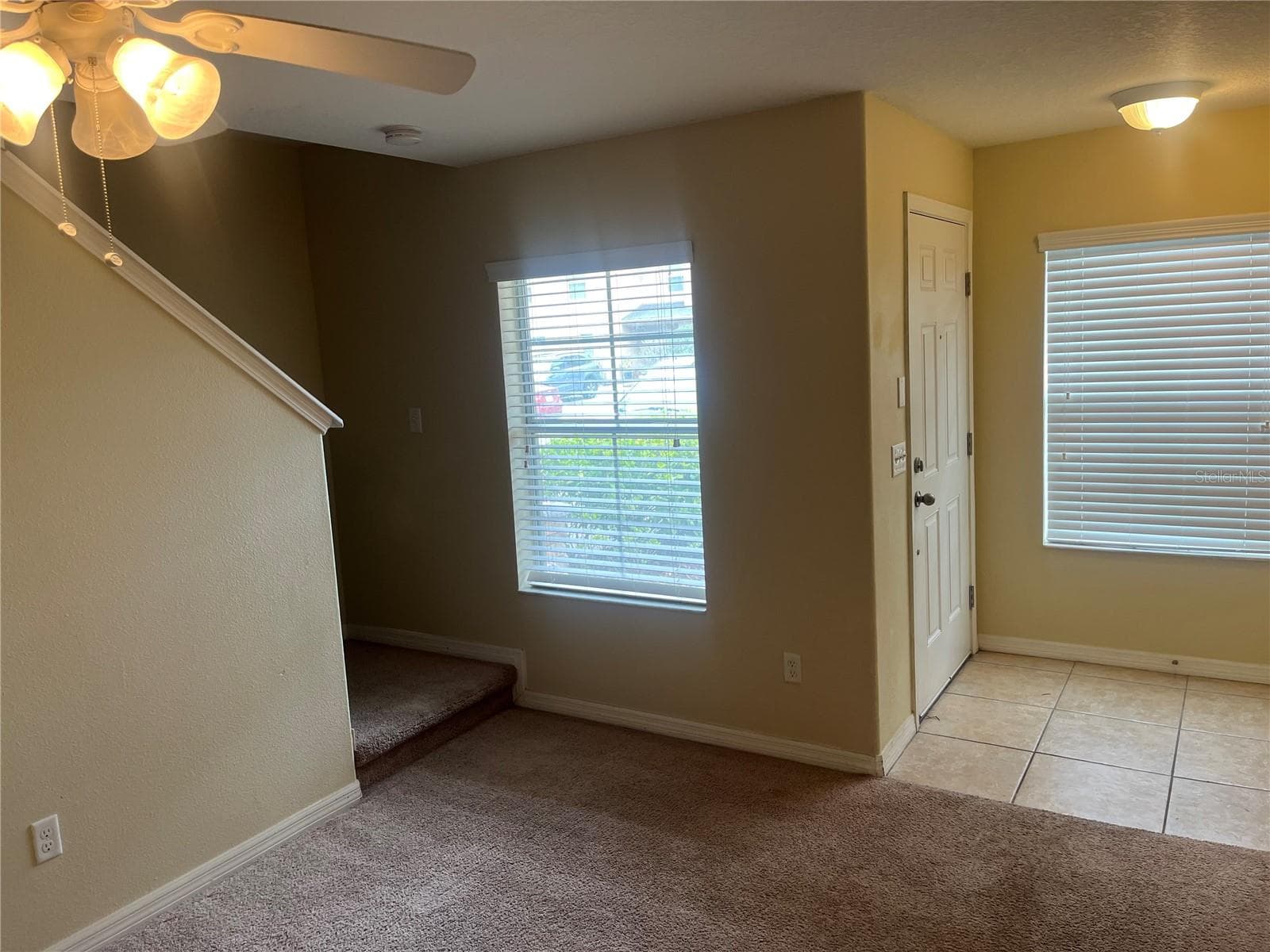 Townhouse at 228 CARINA CIR, SANFORD, photo 3 of 17