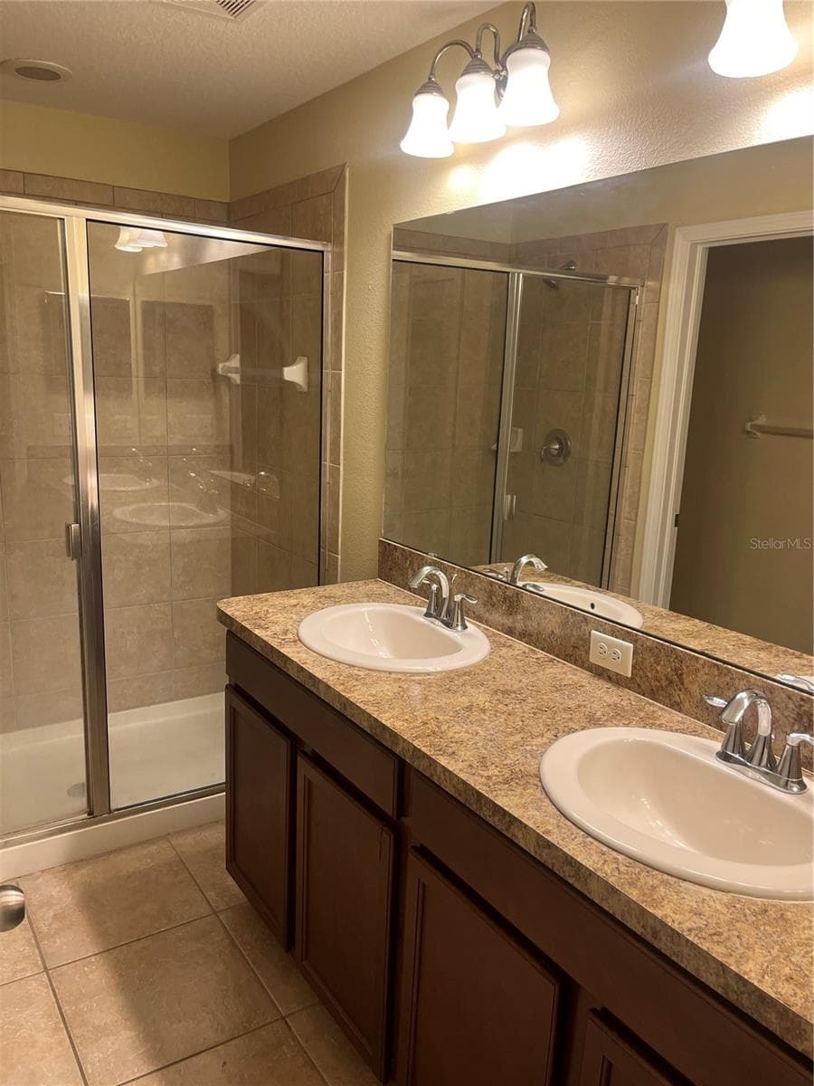 Townhouse at 228 CARINA CIR, SANFORD, photo 15 of 17