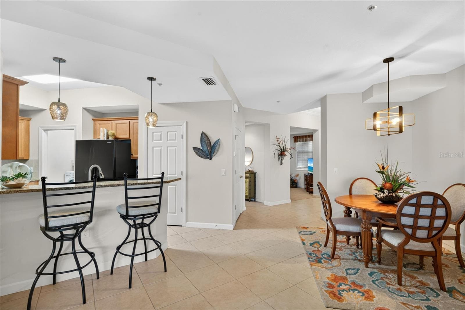 Breakfast Bar and Dining Area - 8561 AMBERJACK CIR #302, ENGLEWOOD