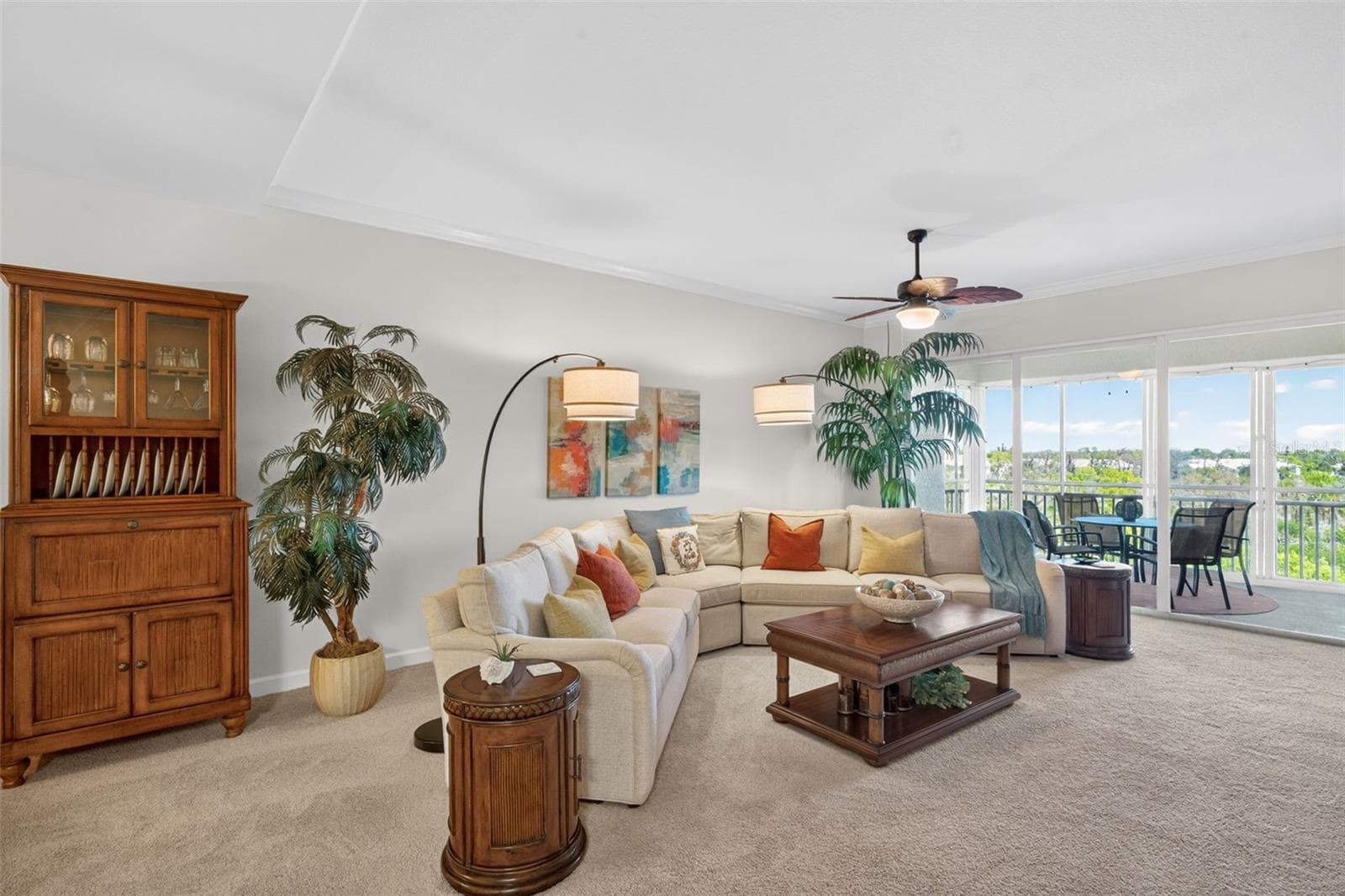 Open Floor plan to Living room - 8561 AMBERJACK CIR #302, ENGLEWOOD