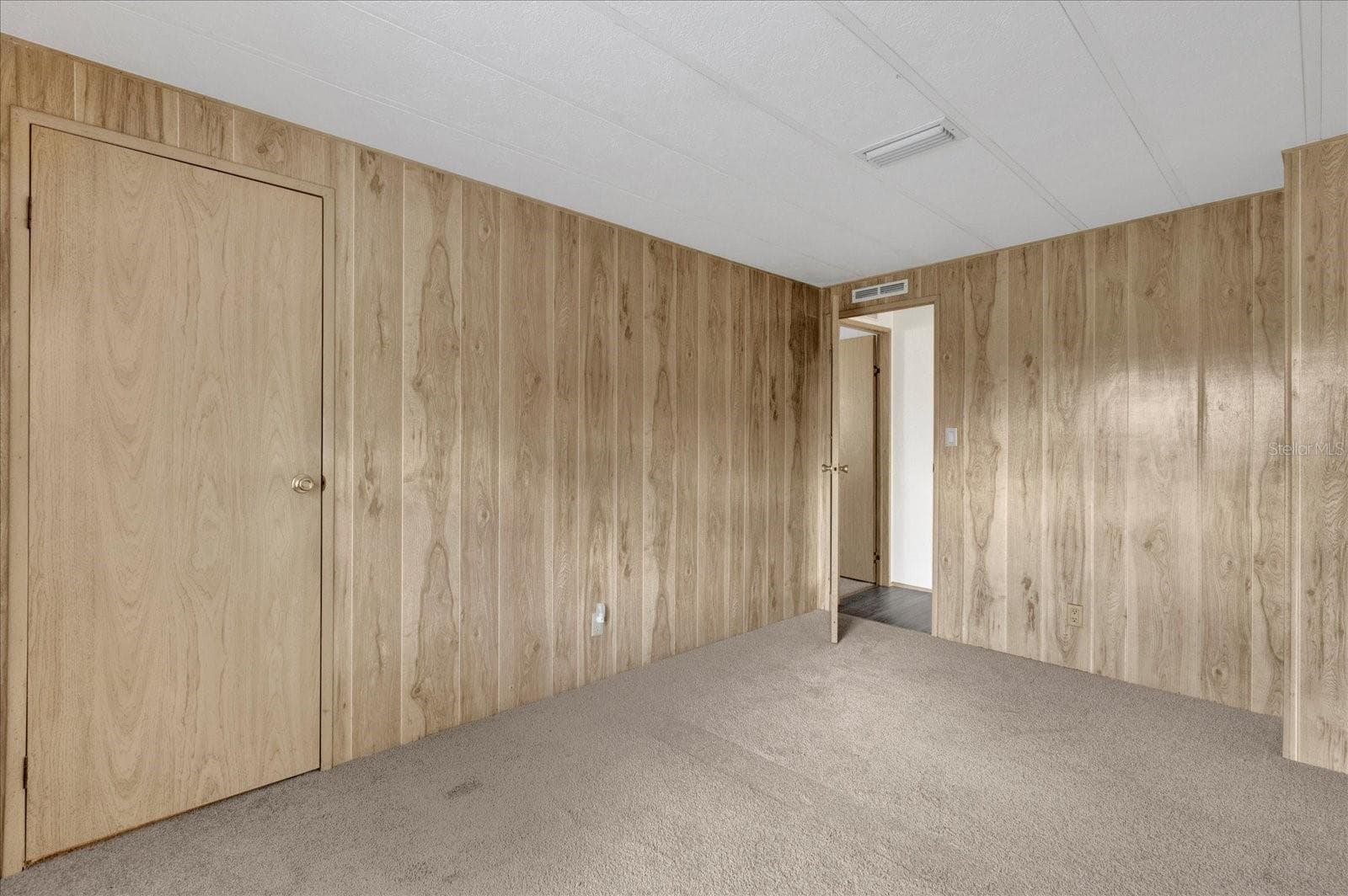 Manufactured Home at 415 S TIMBER TRL, WILDWOOD, photo 17 of 52