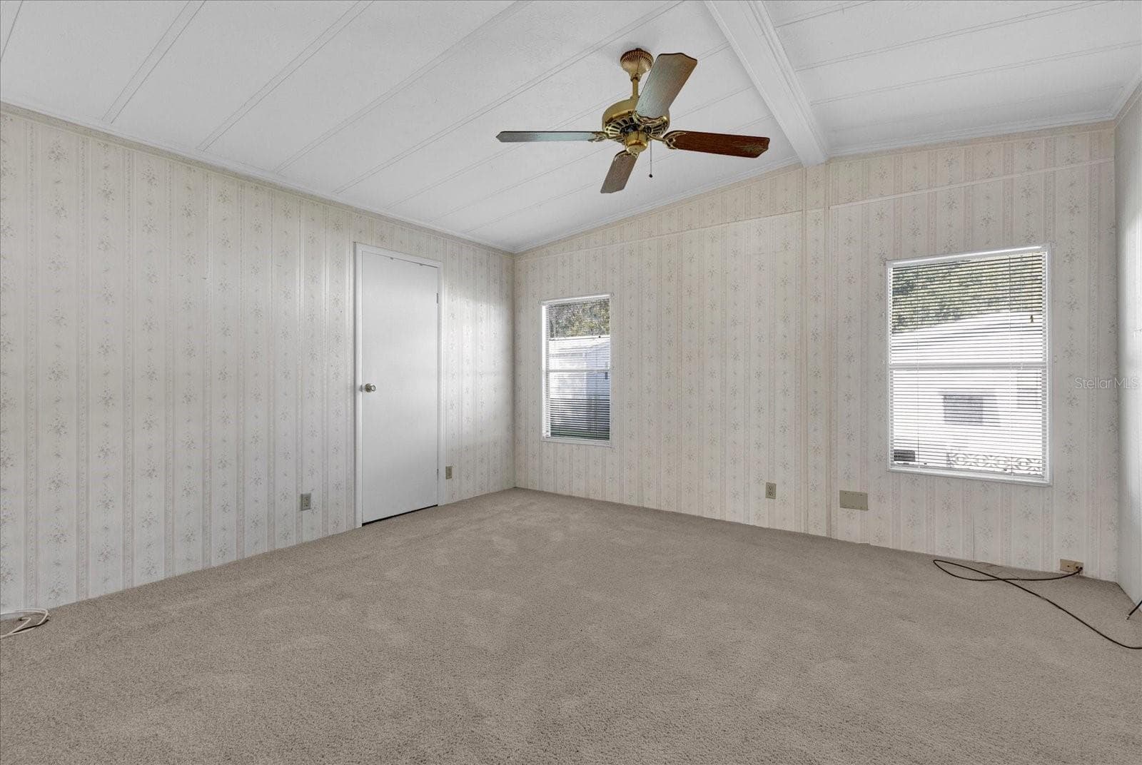 Manufactured Home at 415 S TIMBER TRL, WILDWOOD, photo 19 of 52