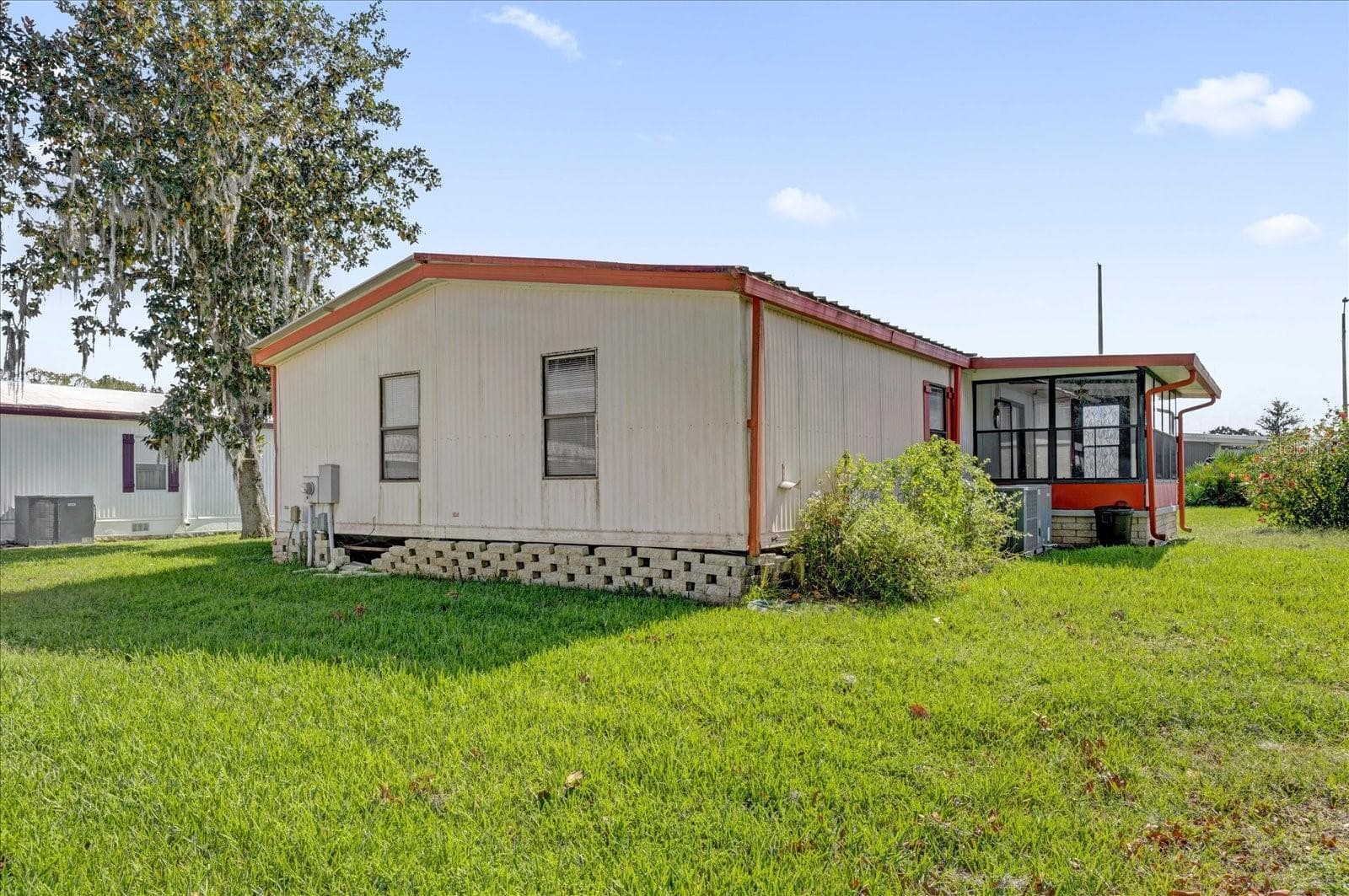 Manufactured Home at 415 S TIMBER TRL, WILDWOOD, photo 26 of 52