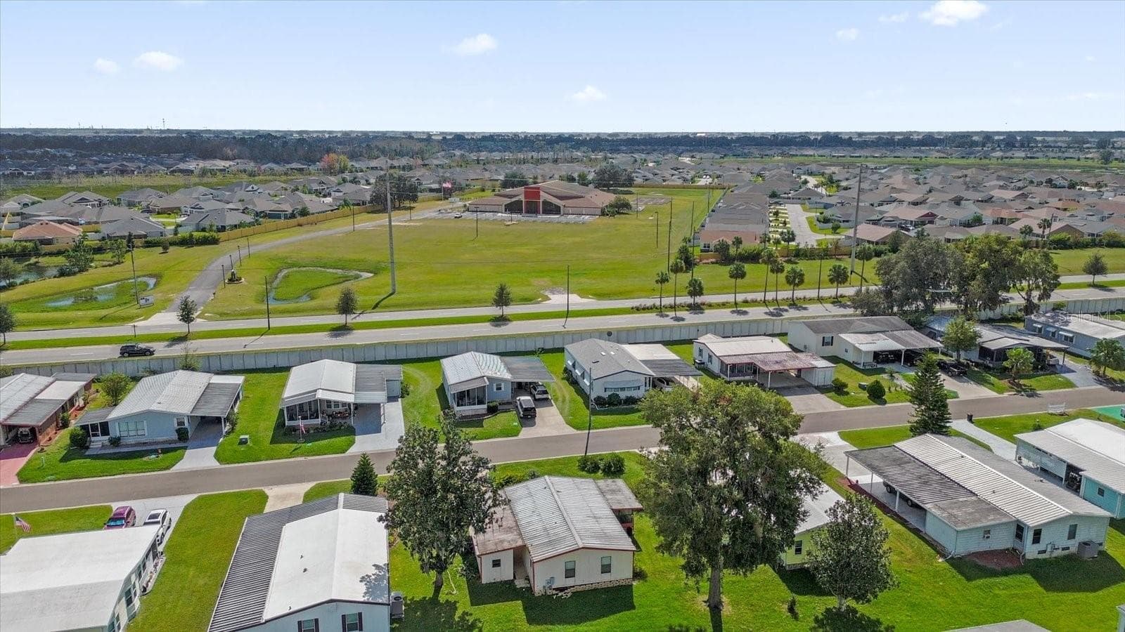 Manufactured Home at 415 S TIMBER TRL, WILDWOOD, photo 39 of 52