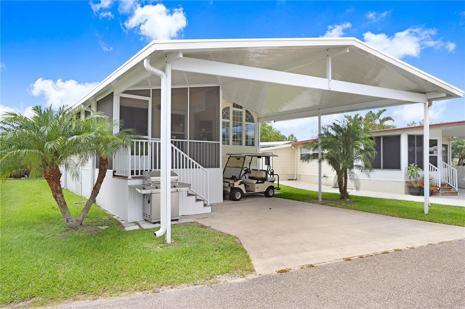 Manufactured Home at 3333 26TH AVE E #1104, BRADENTON, photo 4 of 28