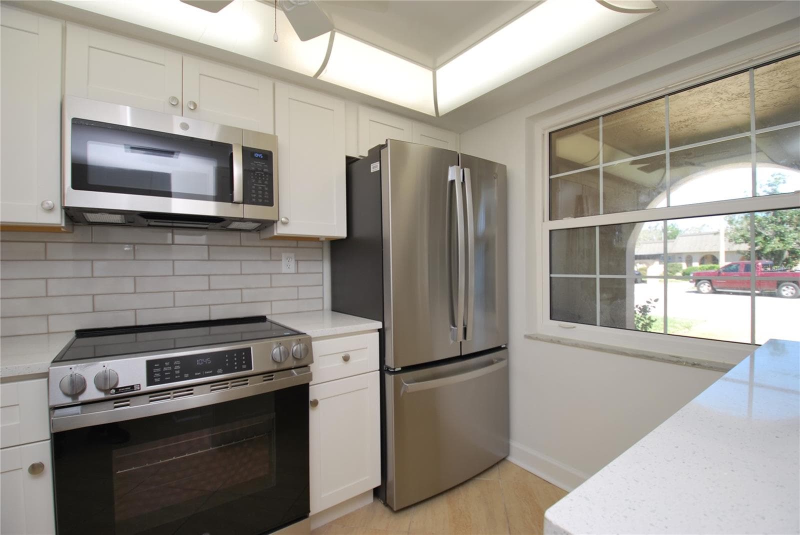 Condominium at 4136 STRATFORD DR, NEW PORT RICHEY, photo 8 of 24