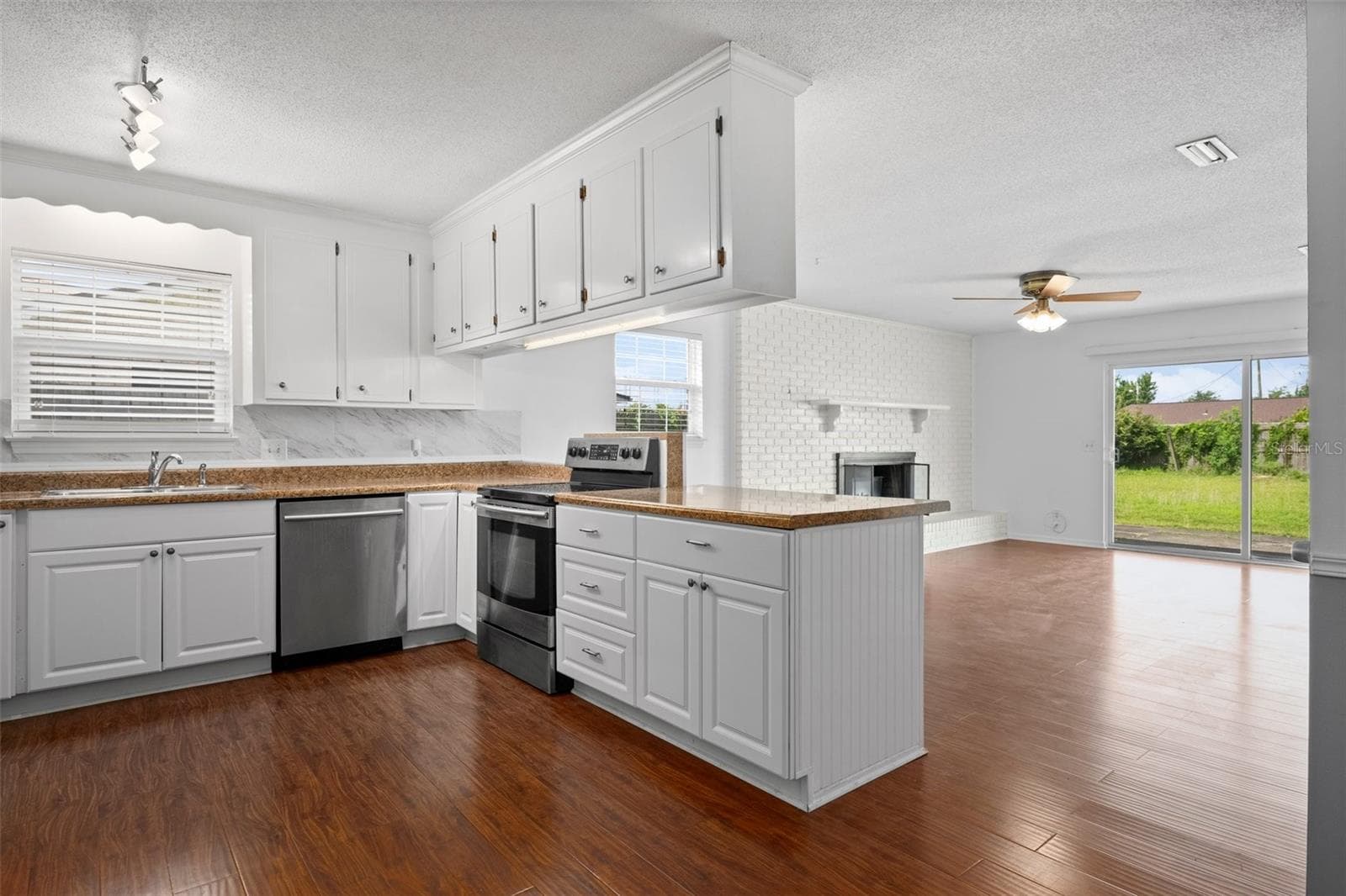 Single Family Residence at 2807 GORDON ST N, PANAMA CITY, photo 2 of 24