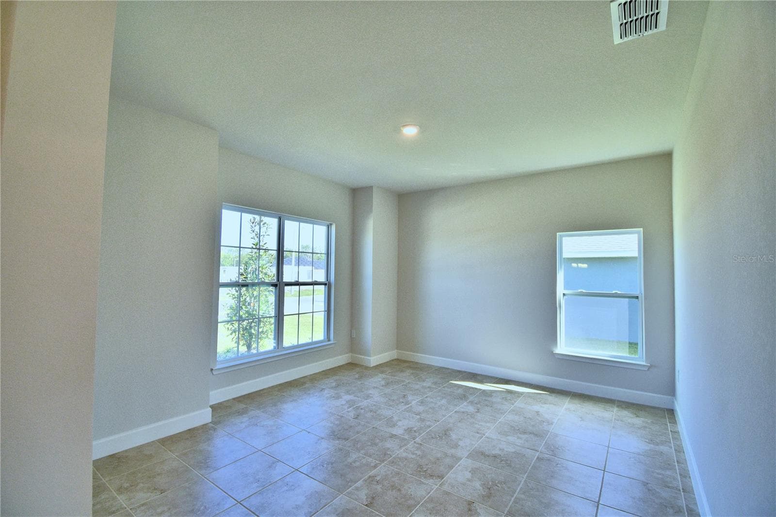 Single Family Residence at 4615 CALAMINT LN, AUBURNDALE, photo 3 of 51