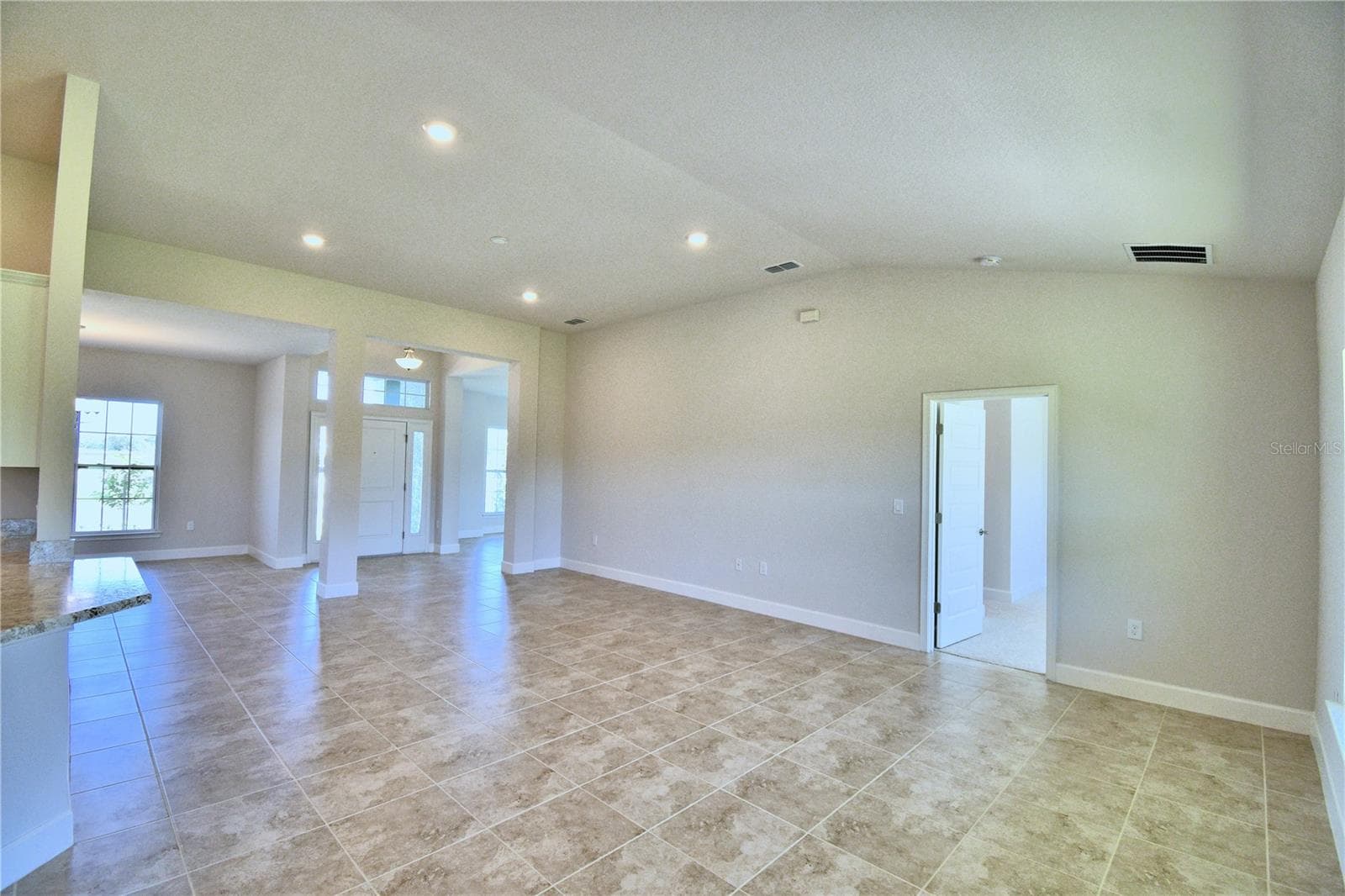 Single Family Residence at 4615 CALAMINT LN, AUBURNDALE, photo 12 of 51