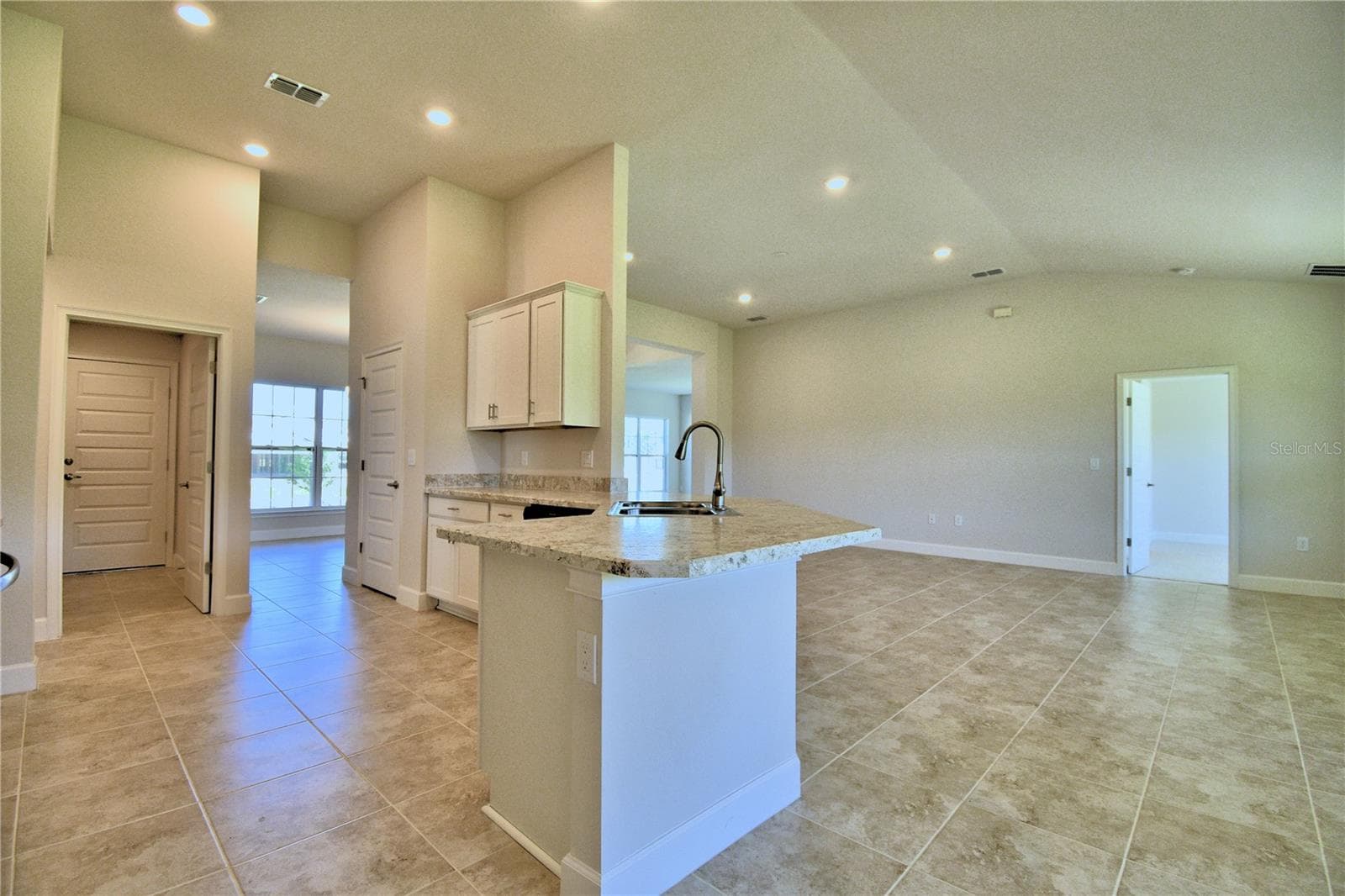 Single Family Residence at 4615 CALAMINT LN, AUBURNDALE, photo 15 of 51