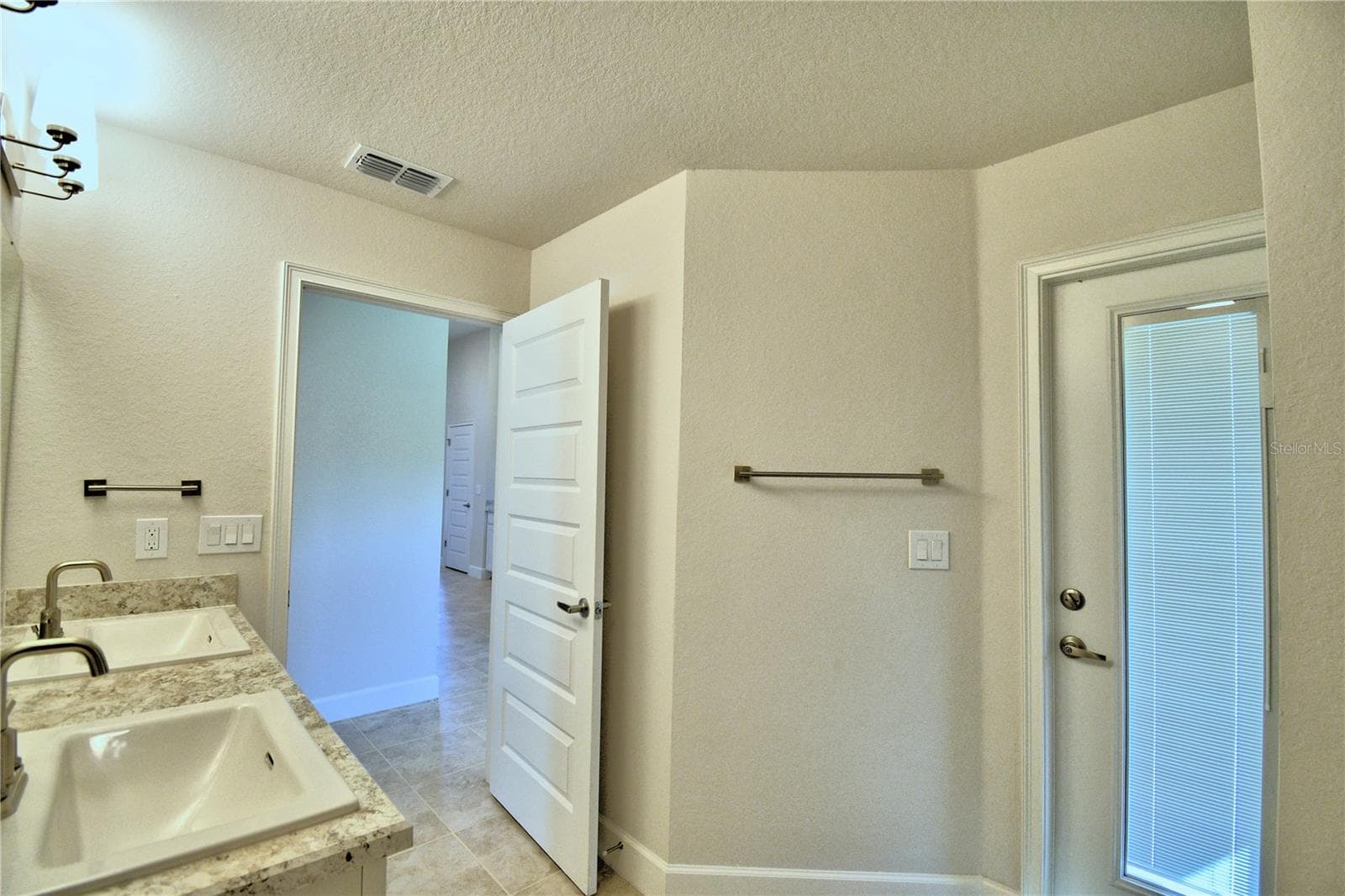 Single Family Residence at 4615 CALAMINT LN, AUBURNDALE, photo 36 of 51
