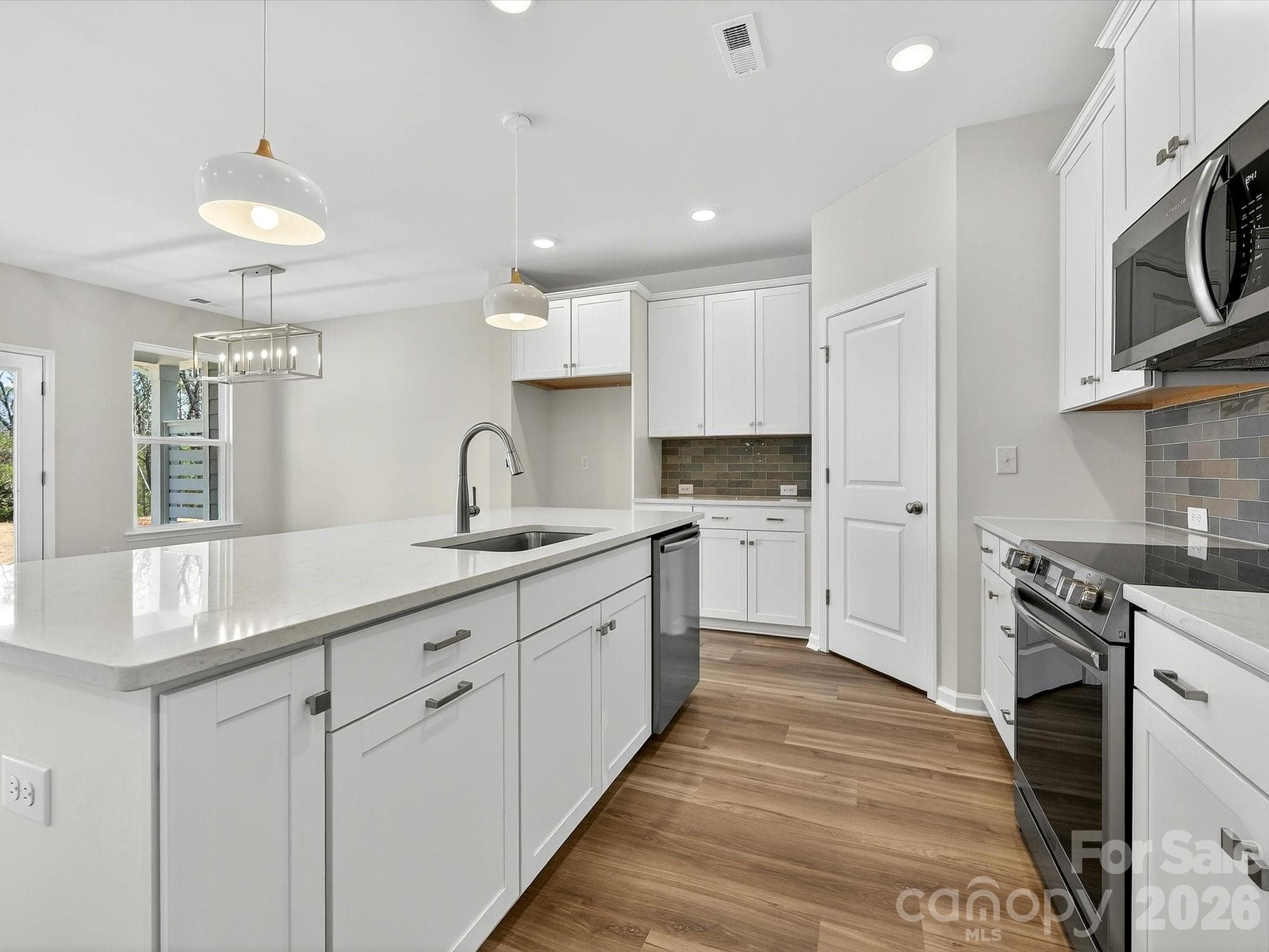 Townhouse at 258 Alluvium Lane, Waxhaw, photo 5 of 31