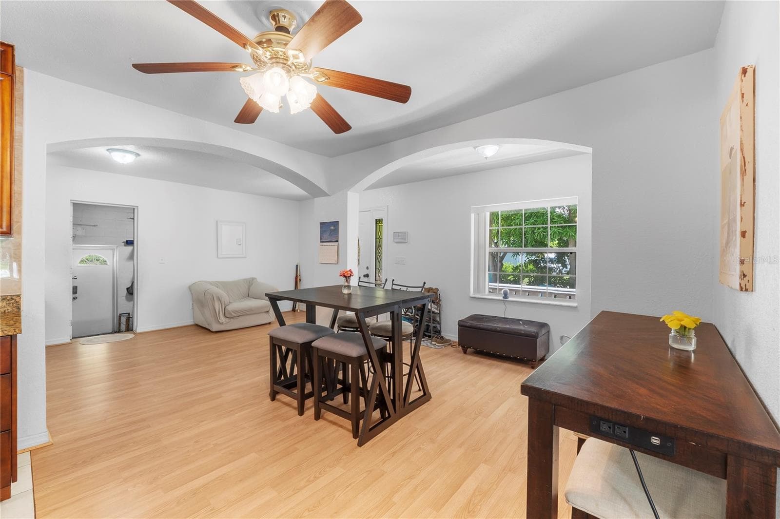 Single Family Residence at 1701 38TH AVENUE, ST PETERSBURG, photo 9 of 41