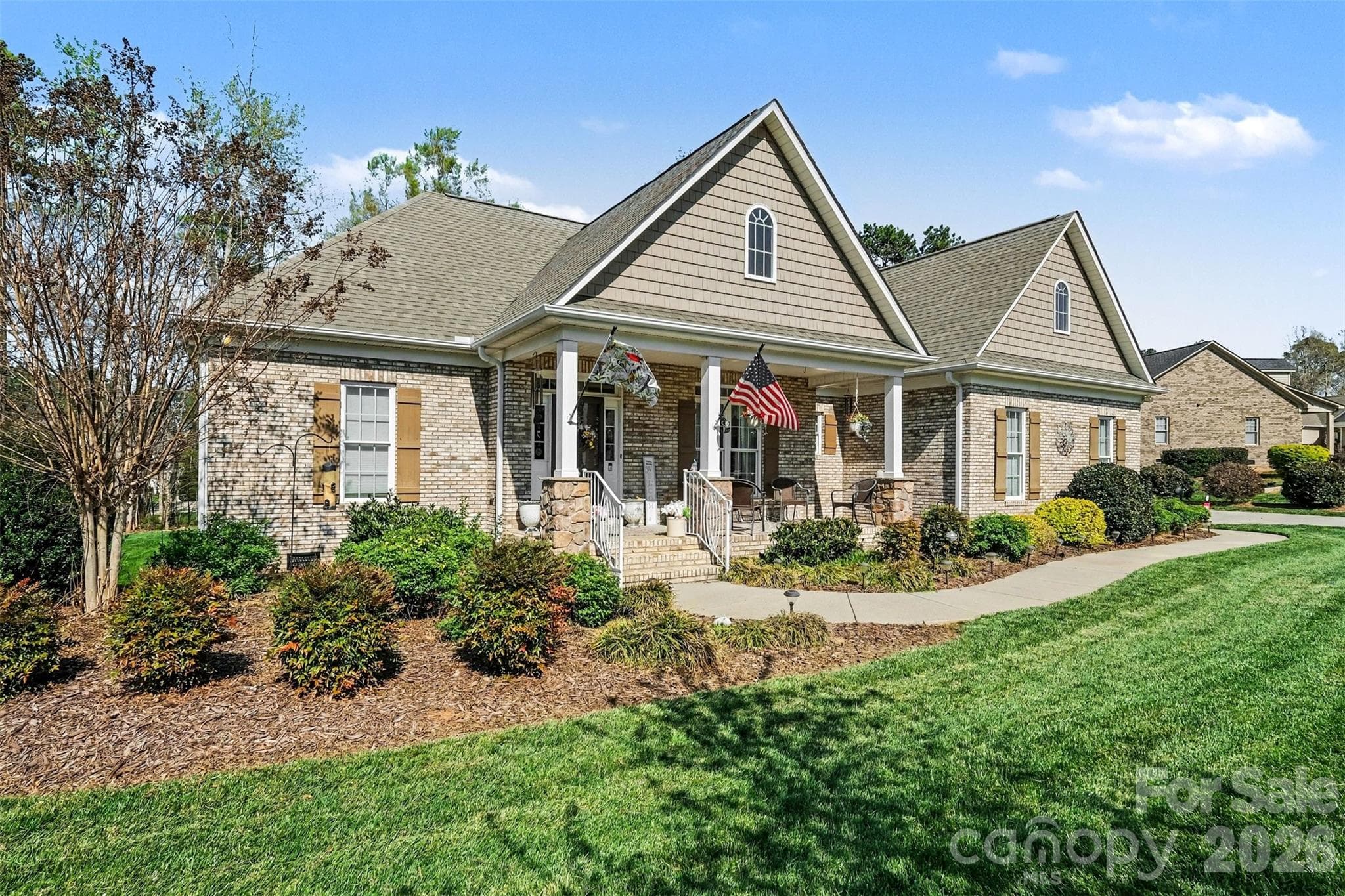 Single Family Residence at 5123 Beckenham Lane, Concord, photo 2 of 60