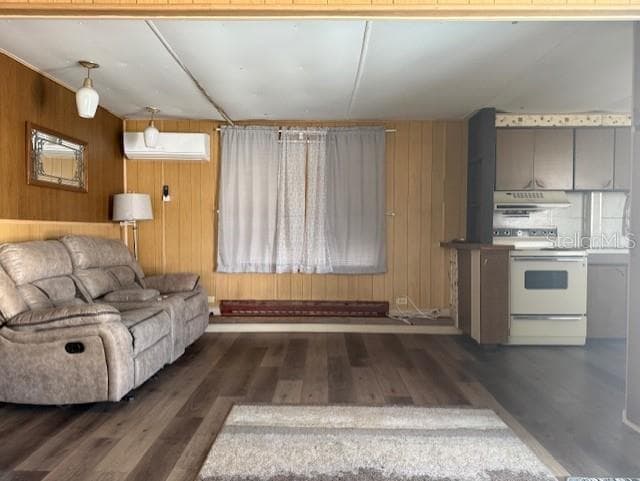 Mobile Home at 308 51ST AVENUE DR W, BRADENTON, photo 35 of 40