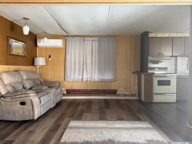Mobile Home at 308 51ST AVENUE DR W, BRADENTON, photo 37 of 40