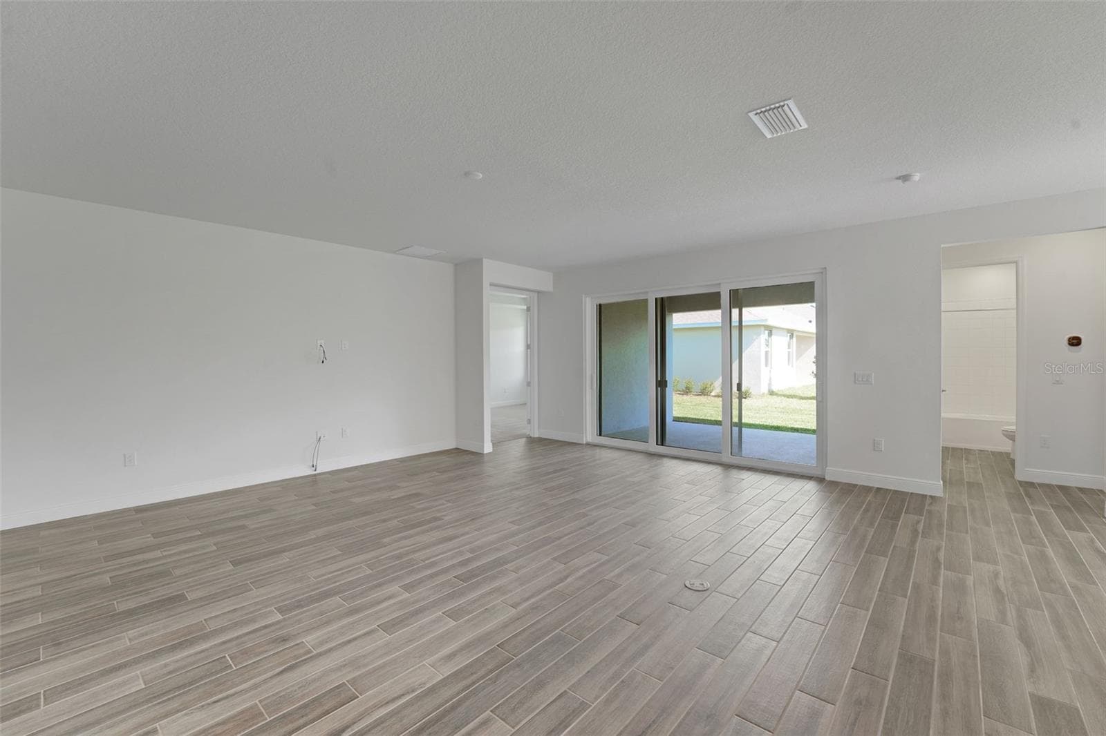 Single Family Residence at 17527 VALLEYWOOD PKWY, LAND O LAKES, photo 25 of 40