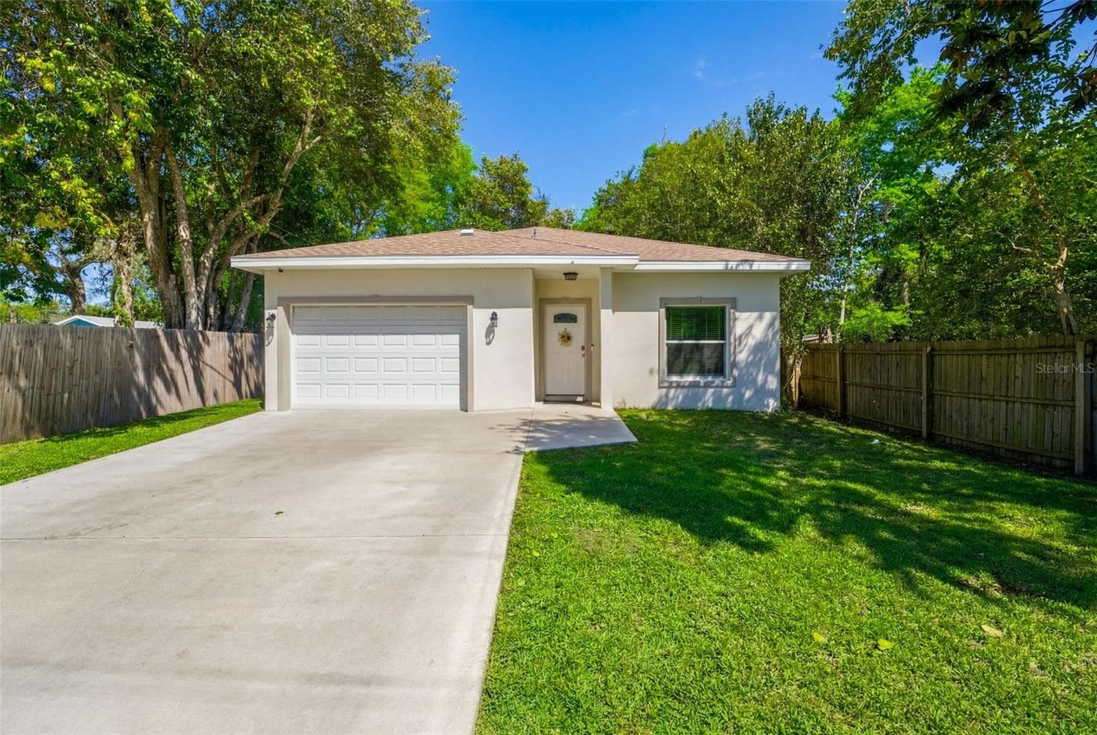 637 HOLMES AVE