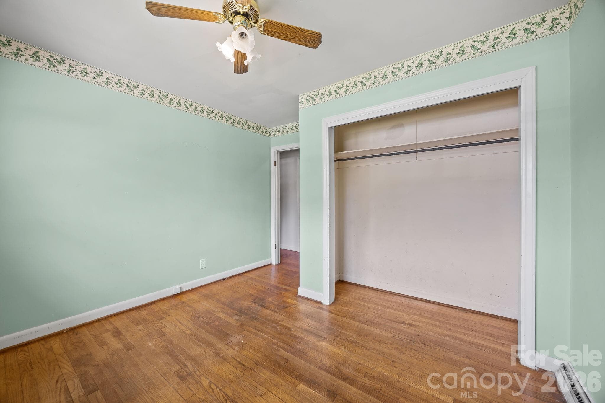 Single Family Residence at 1108 Dartmouth Avenue, High Point, photo 20 of 32