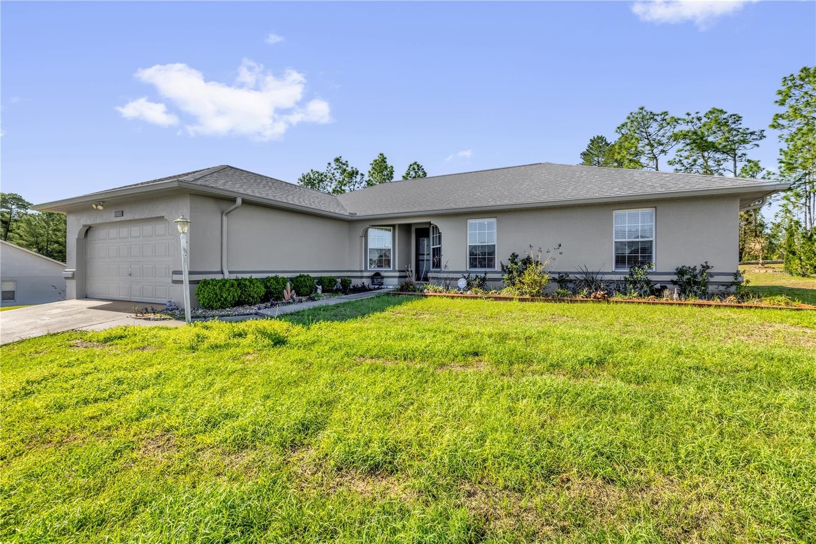 Side View - 8506 SW 136TH LOOP, OCALA