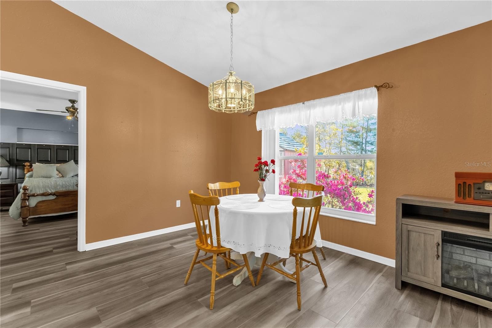 Dining room area - 8506 SW 136TH LOOP, OCALA