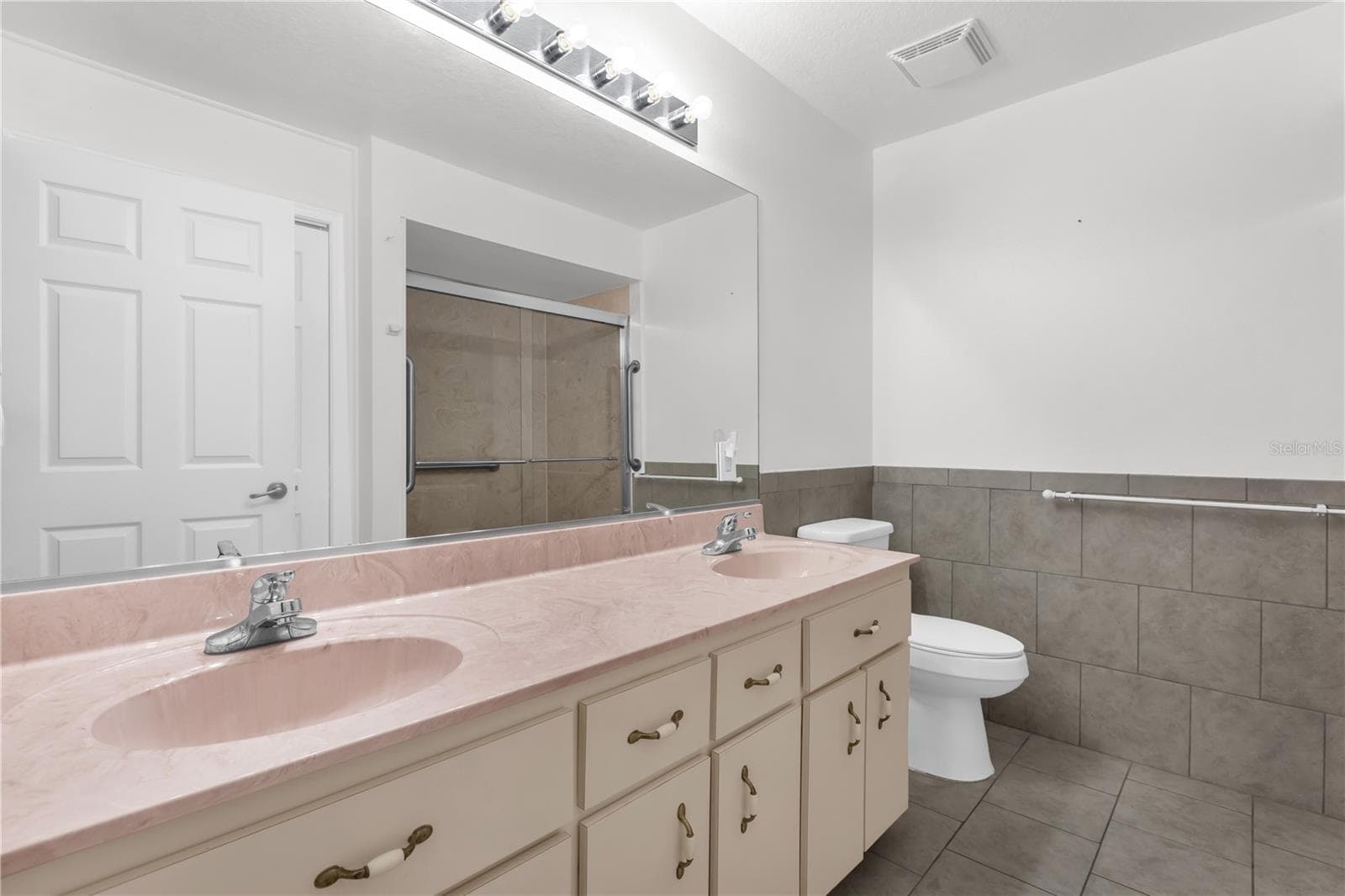 Primary Bathroom - 8506 SW 136TH LOOP, OCALA