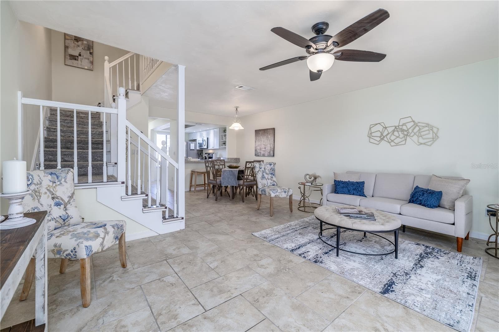 Living Area - 3333 S RIDGEWOOD AVE #27G, PORT ORANGE