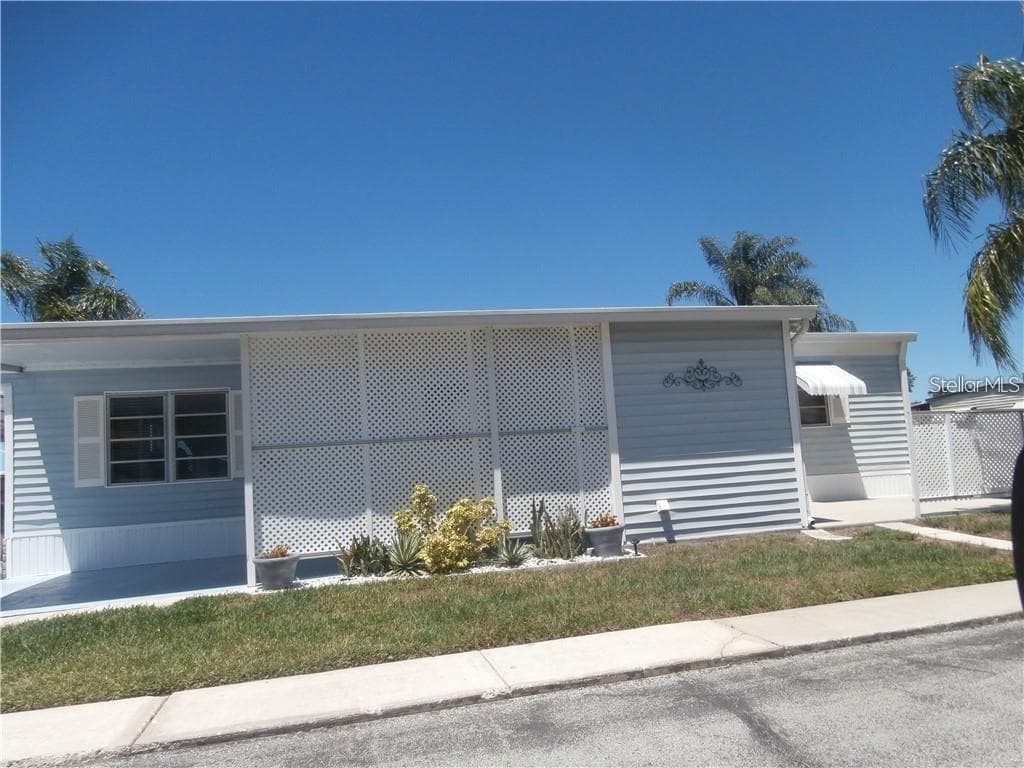 Mobile Home at 3204 CHANNING DR, HOLIDAY, photo 11 of 18
