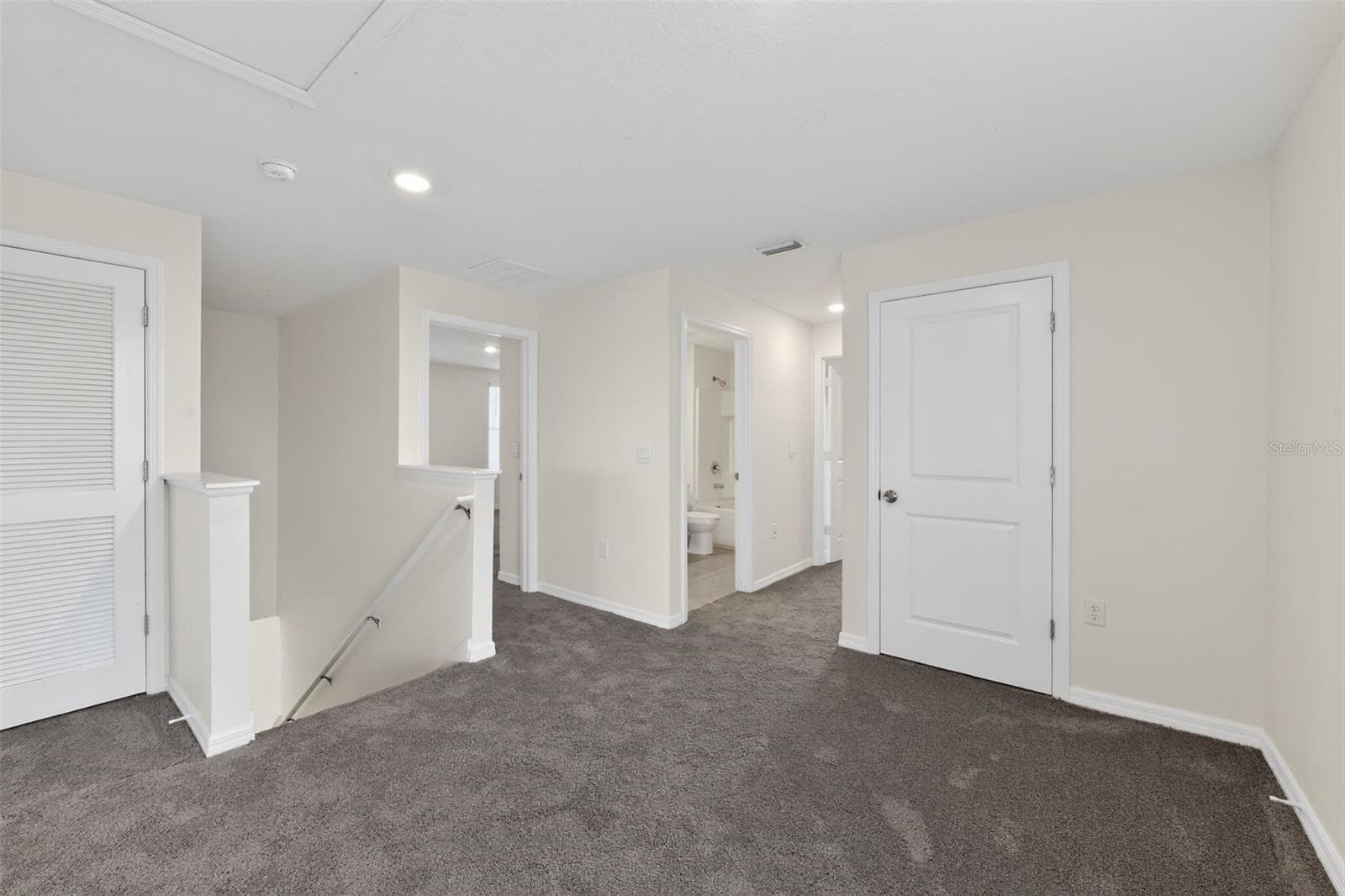 Single Family Residence at 439 SUNLIT CORAL ST, RUSKIN, photo 9 of 19