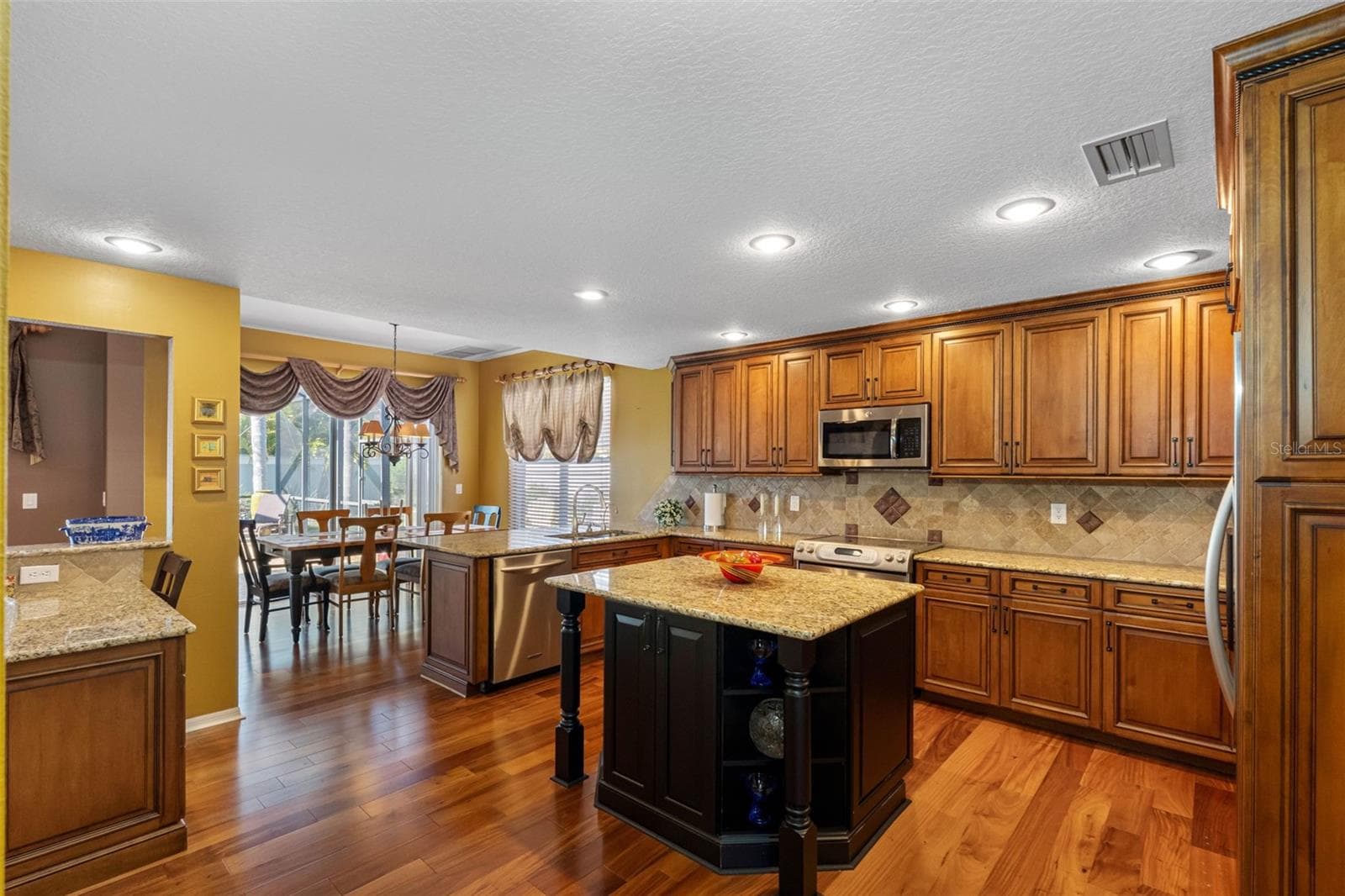 Kitchen - 1872 EAGLE TRACE BLVD, PALM HARBOR